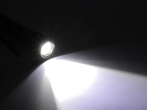 LED-Taschenlampe, Alu, 10 W CREE-LED, Fokus-Zoom Licht, B-Ware - Produktbild 3
