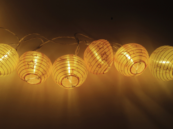 LED-Sommerlichterkette, 0,9W, Lampions, gelb/orange - Produktbild 3