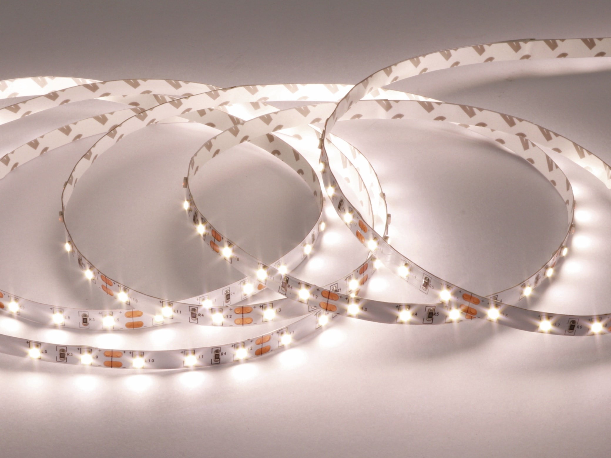 bioledex LED-Strip LFL-40R2-014, EEK: G, 300 LEDs, 5 m, 90RA, 4000 K bioledex LED-Strip LFL-40R2-014, EEK: G, 300 LEDs, 5 m, 90RA, 4000 K
