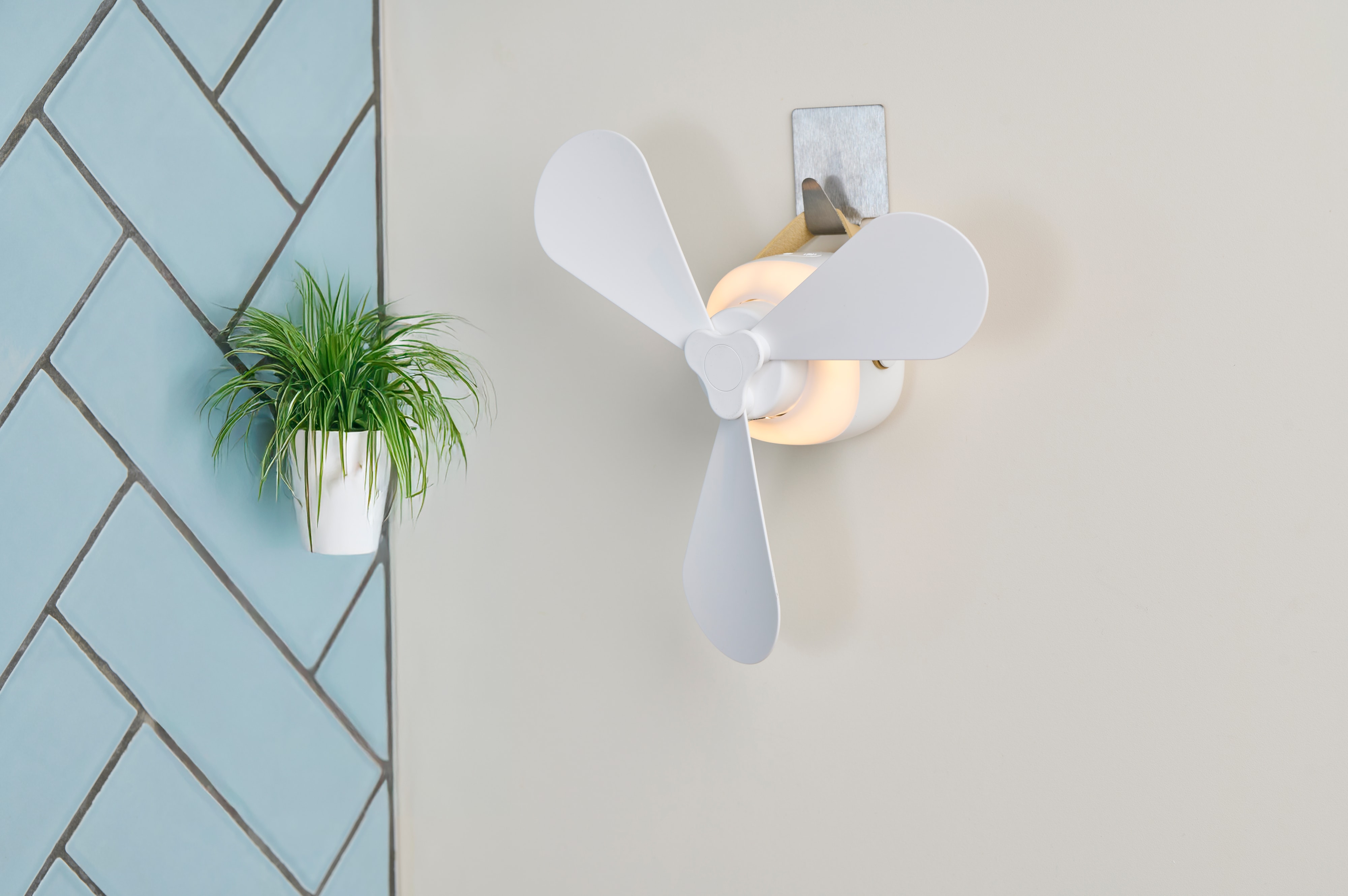 LIFETIME AIR Akku-Tischventilator, inkl. Nachtlicht, USB-C, 5V~, 2200mAh