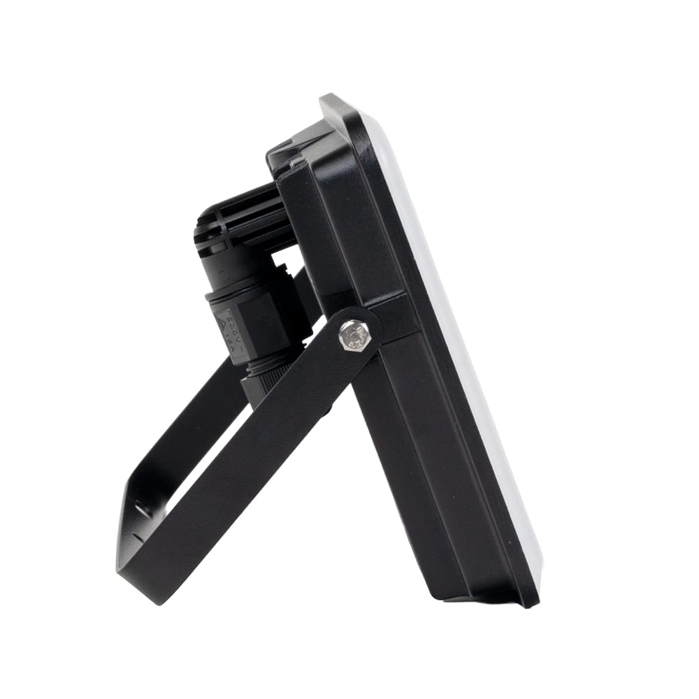 LUXULA LED-Fluter mit Schnellverbinder, EEK: F, 50W, 5000lm, 4000K, schwarz LUXULA LED-Fluter mit Schnellverbinder, EEK: F, 50W, 5000lm, 4000K, schwarz