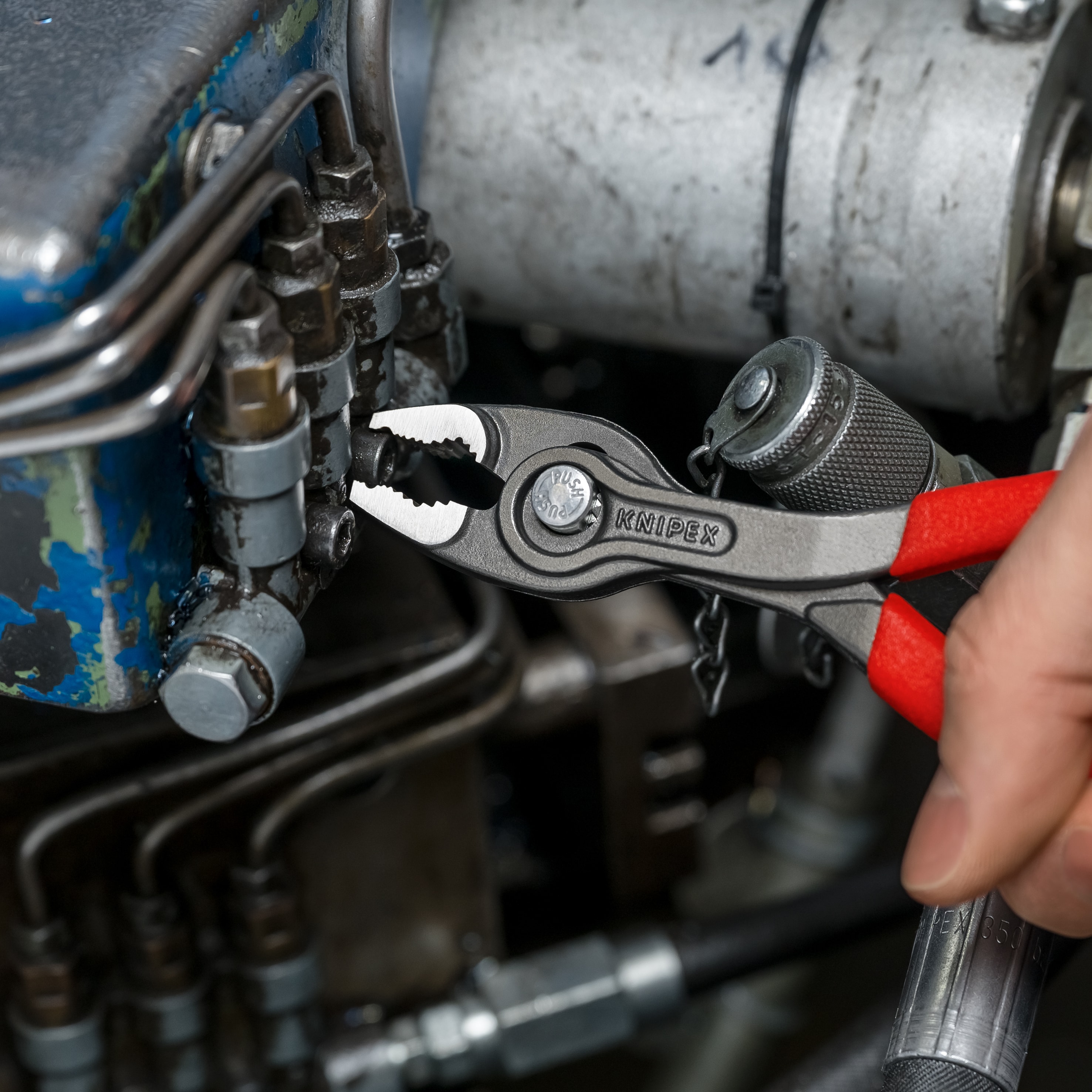 KNIPEX Front- und Seitengreifzange, TwinGrip, 82 01 150, 150 mm