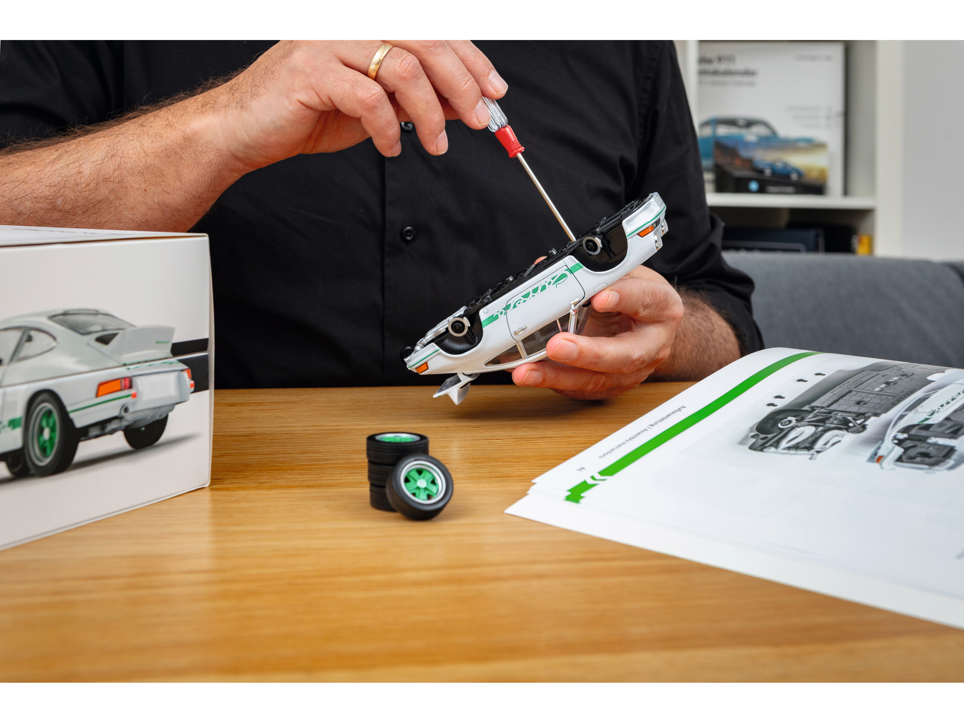 FRANZIS Build your Legend: Porsche 911 Carrera RS 2.7