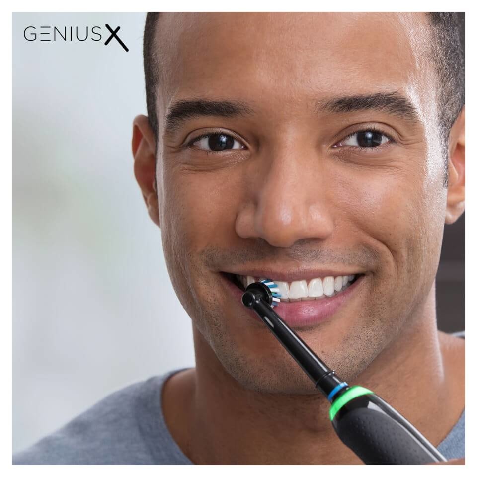 ORAL-B Elektrische Zahnbürste Genius X, Midnight Black, 6 Programme, Bluetooth ORAL-B Elektrische Zahnbürste Genius X, Midnight Black, 6 Programme, Bluetooth