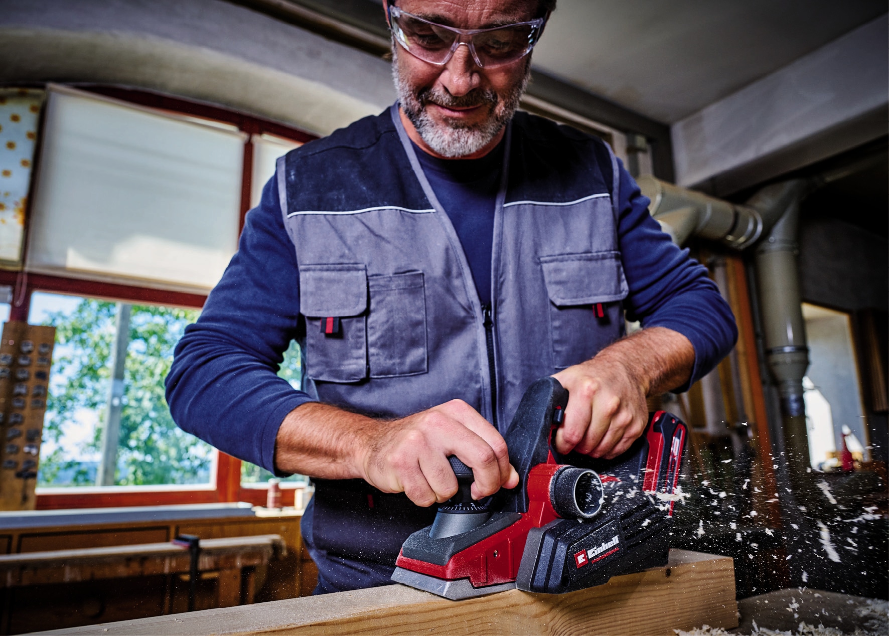 EINHELL PROFESSIONAL Akku-Hobel TP PL 18/3 Li BL Kit (1x 4,0 Ah) EINHELL Akku-Hobel TP PL 18/3 Li BL Kit (1x 4,0 Ah)