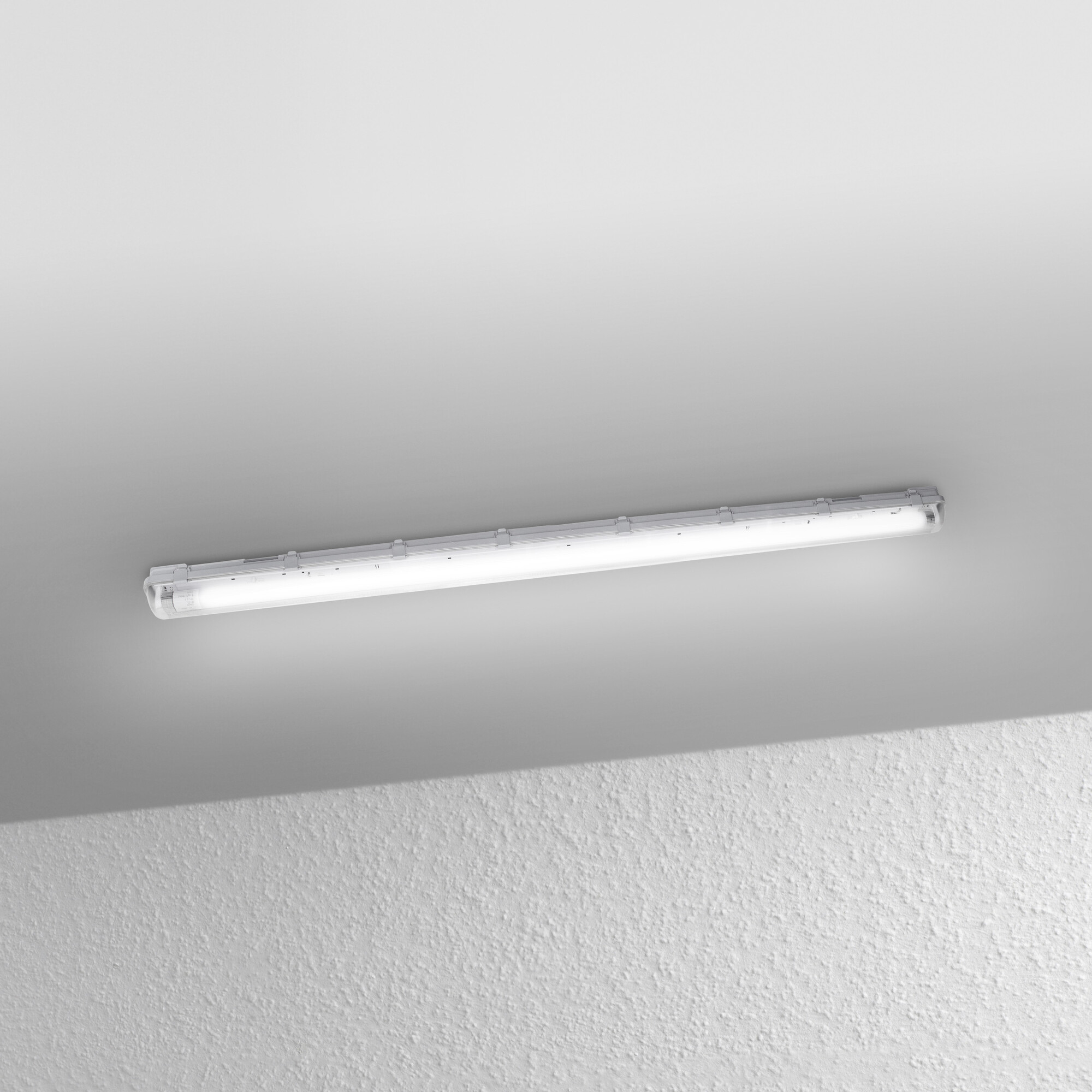 OSRAM LED-Feuchtraumleuchte Submarine, G13, 19 W, 2050 lm, 4000 K, IP65, neutralweiß