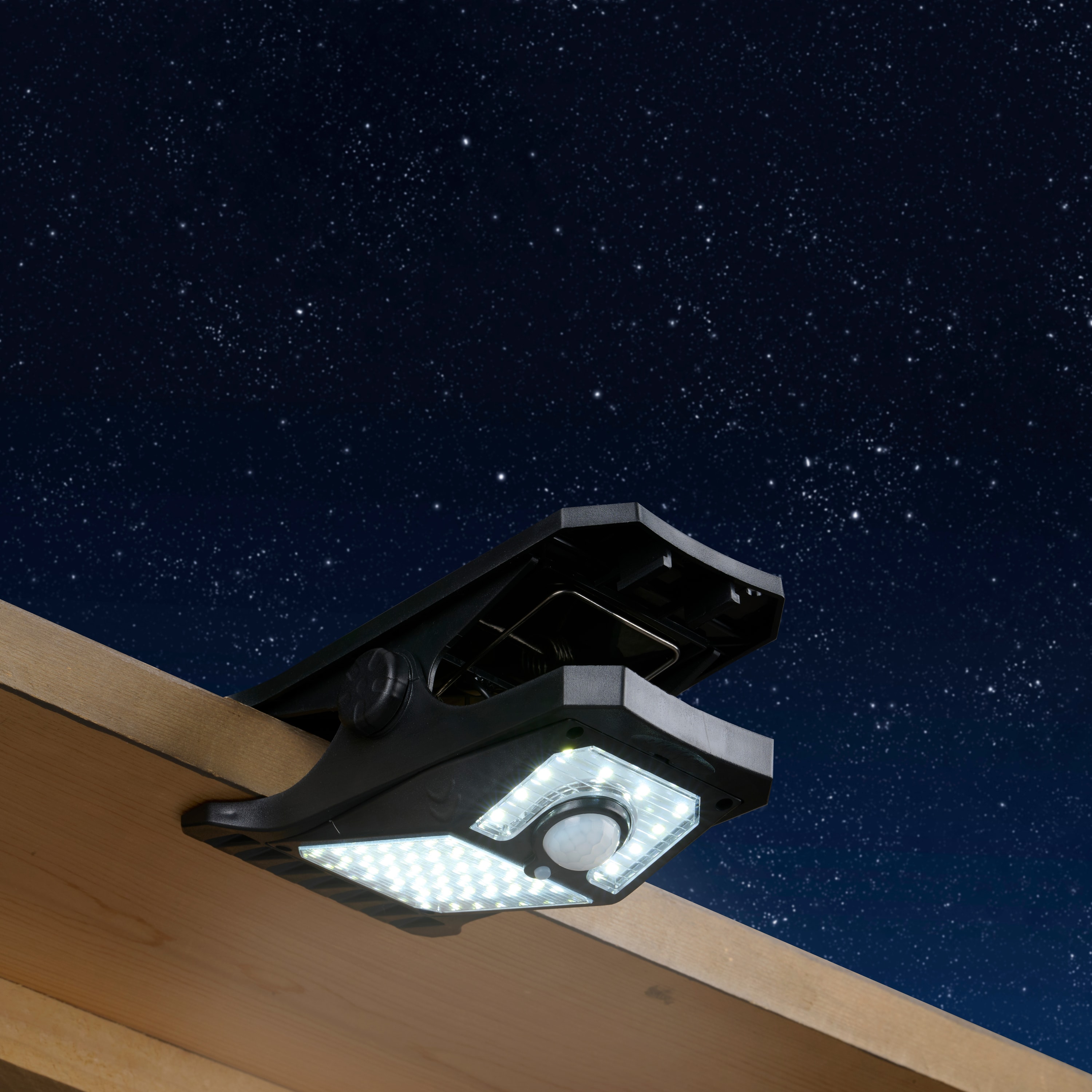 GRUNDIG LED-Solar-Ansteckleuchte 170x100x98 mm GRUNDIG LED-Solar-Ansteckleuchte 170x100x98 mm
