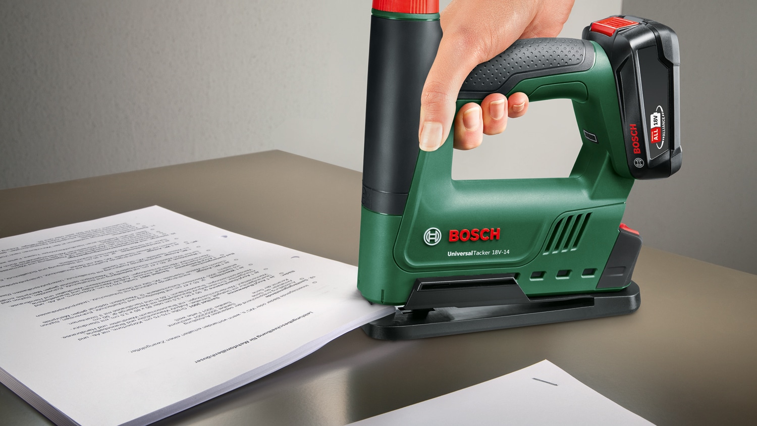 BOSCH Akku-Tacker, UniversalTecker 18V-14, 06032A7000, Solo