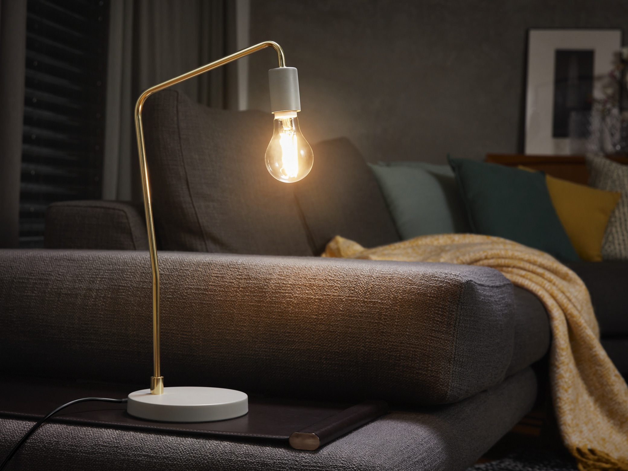 OSRAM LED-Lampe, E27, 12 W, 1521 lm, 2700 K, Klar