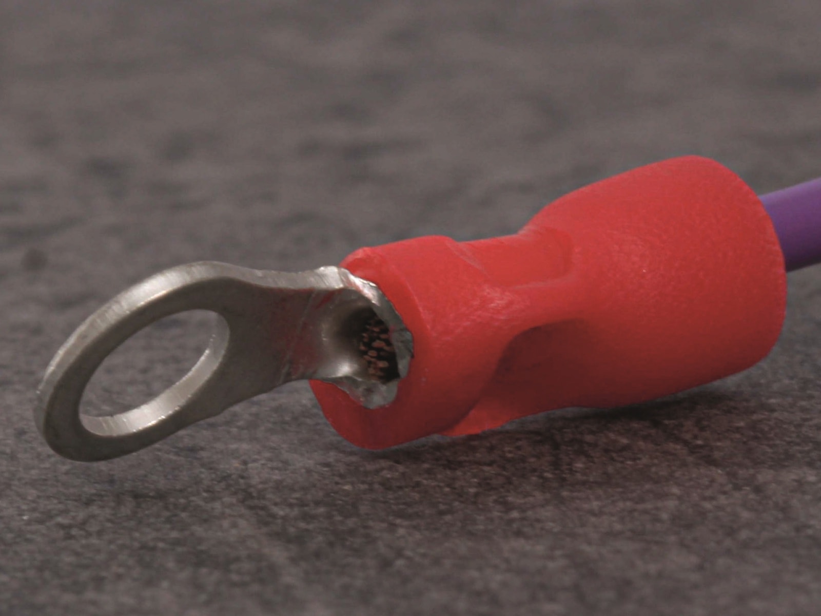 QUADRIOS Aderendhülse, 22C427, 1 mm², Rot, Teilisoliert, 100 Stück QUADRIOS Aderendhülse, 22C427, 1 mm², Rot, Teilisoliert, 100 St.