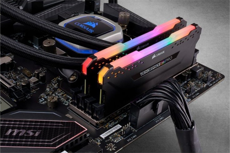 CORSAIR Speichermodul Vengeance RGB Pro, 32 GB (2 x 16 GB), DDR4, 3200 MHz CORSAIR Speichermodul Vengeance RGB Pro, 32 GB (2 x 16 GB), DDR4, 3200 MHz