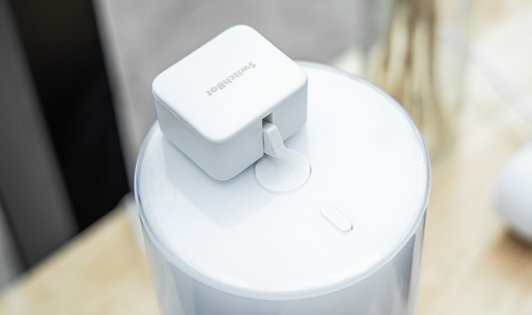 SWITCHBOT Smart Switch Toggle, weiß