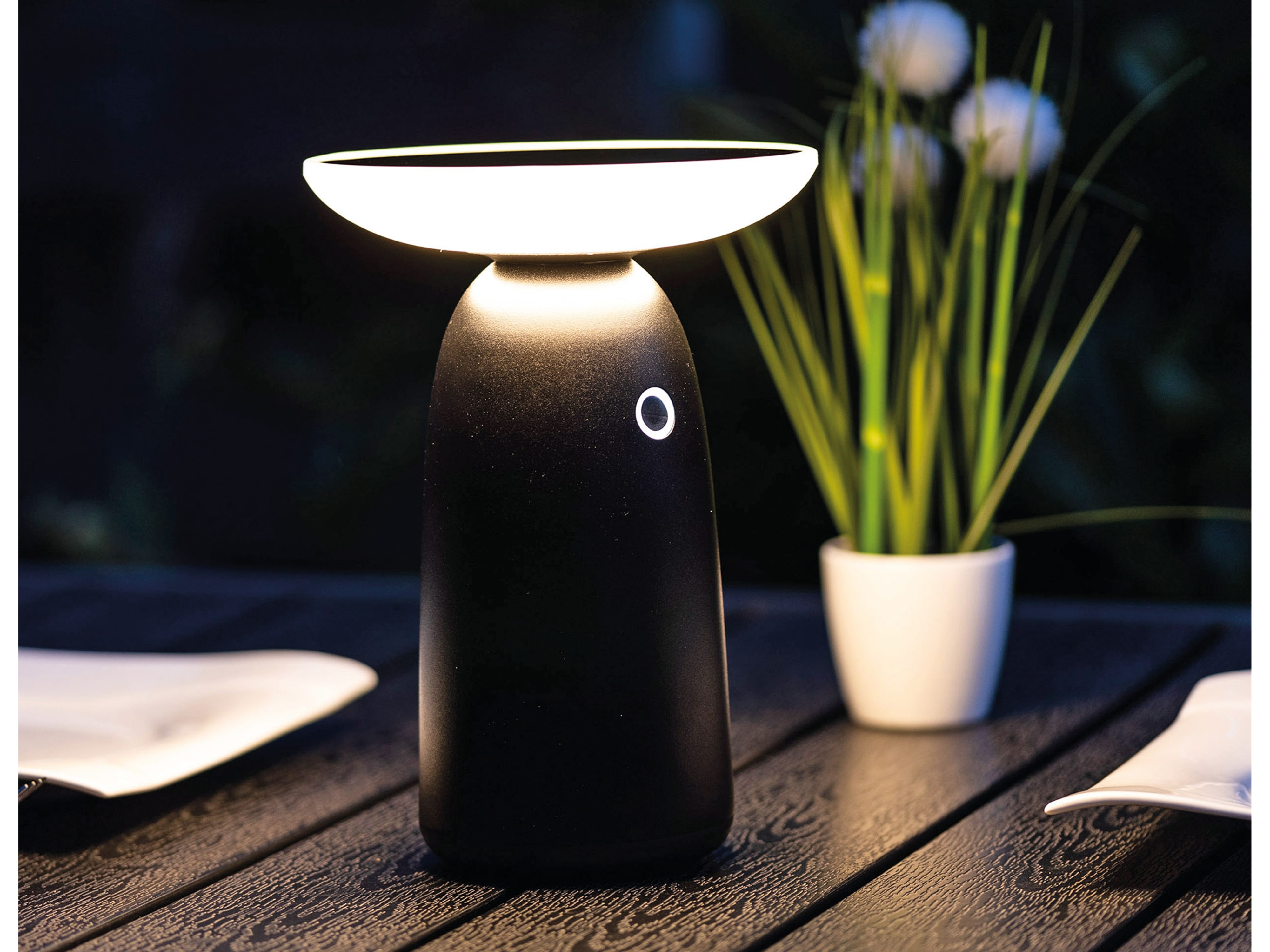 CHILITEC Solar LED-Tischleuchte Foco Mesa, Akku, IP44, 3000 K, 1000 lm CHILITEC Solar LED-Tischleuchte Foco Mesa, Akku, IP44, 3000 K, 1000 lm
