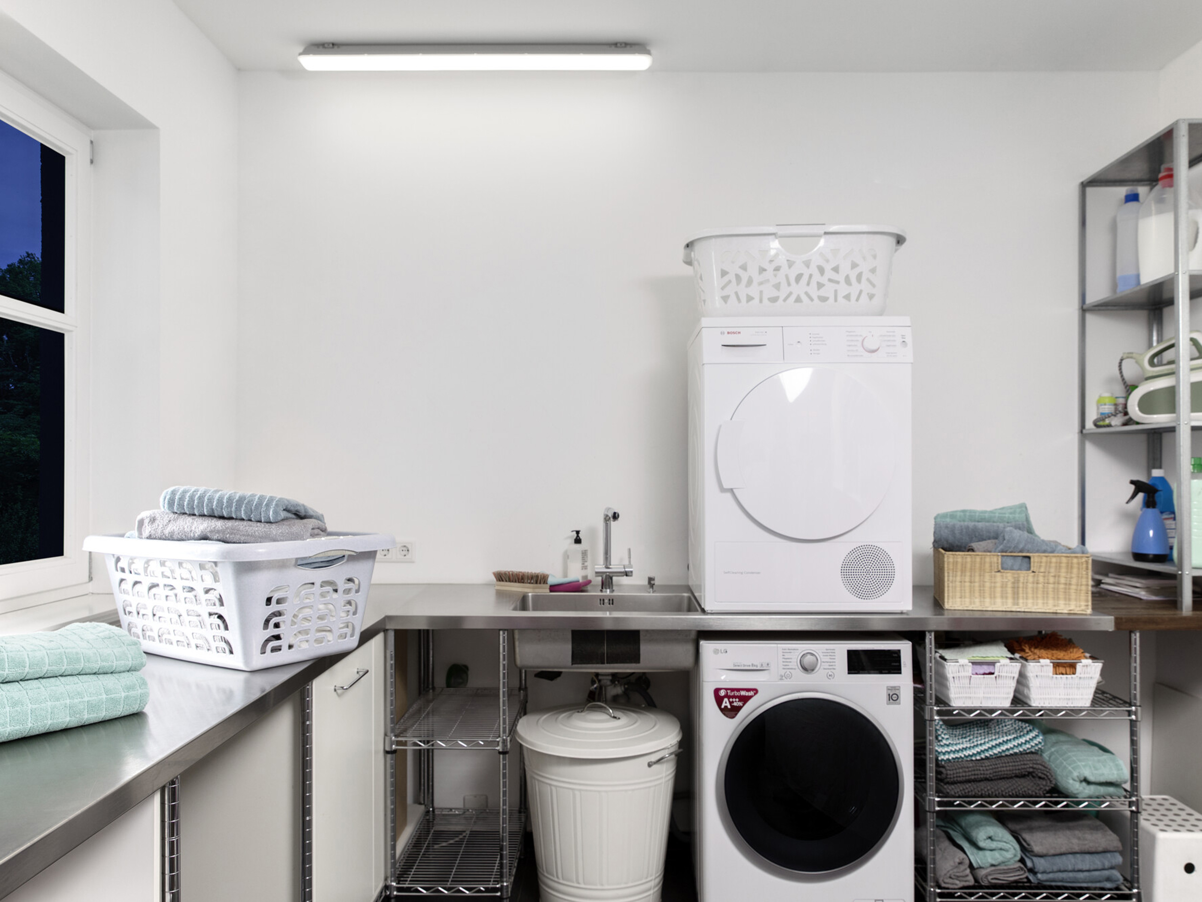 OSRAM LED-Feuchtraumleuchte, 36W, EEK: F, 3000lm, 4000K, IP65, neutralweiß, 1,2m