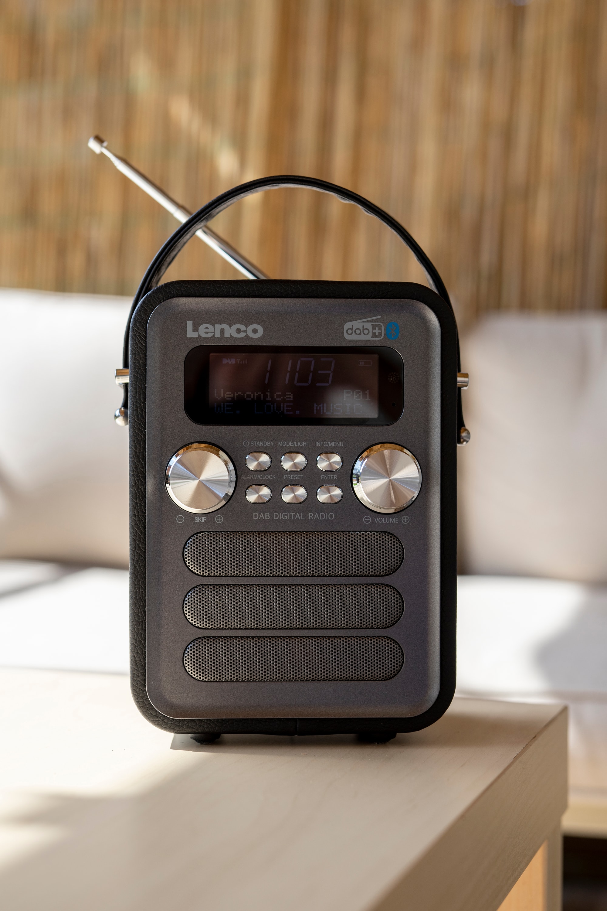 LENCO UKW Radio, tragbar, CD-Player, USB-Wiedergabe, schwarz