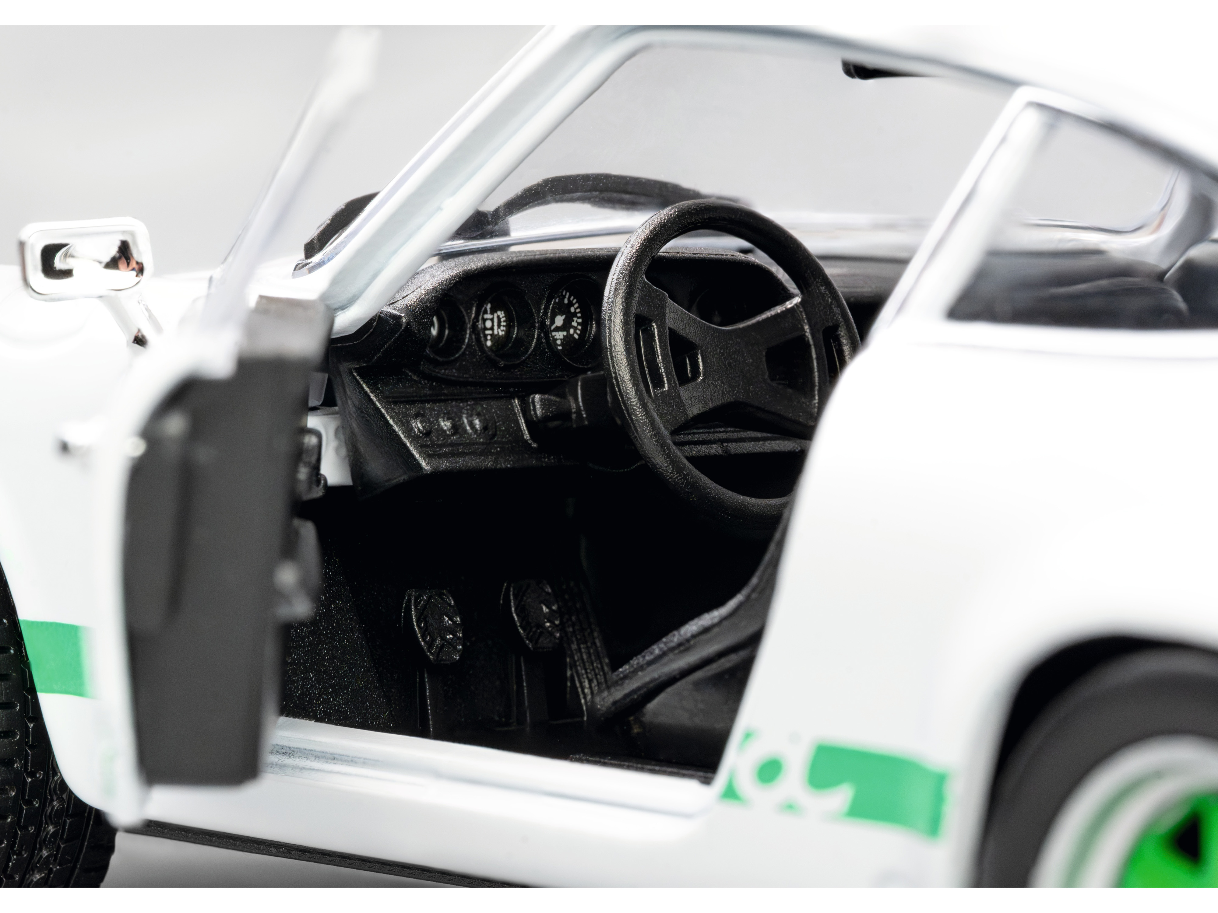 FRANZIS Build your Legend: Porsche 911 Carrera RS 2.7