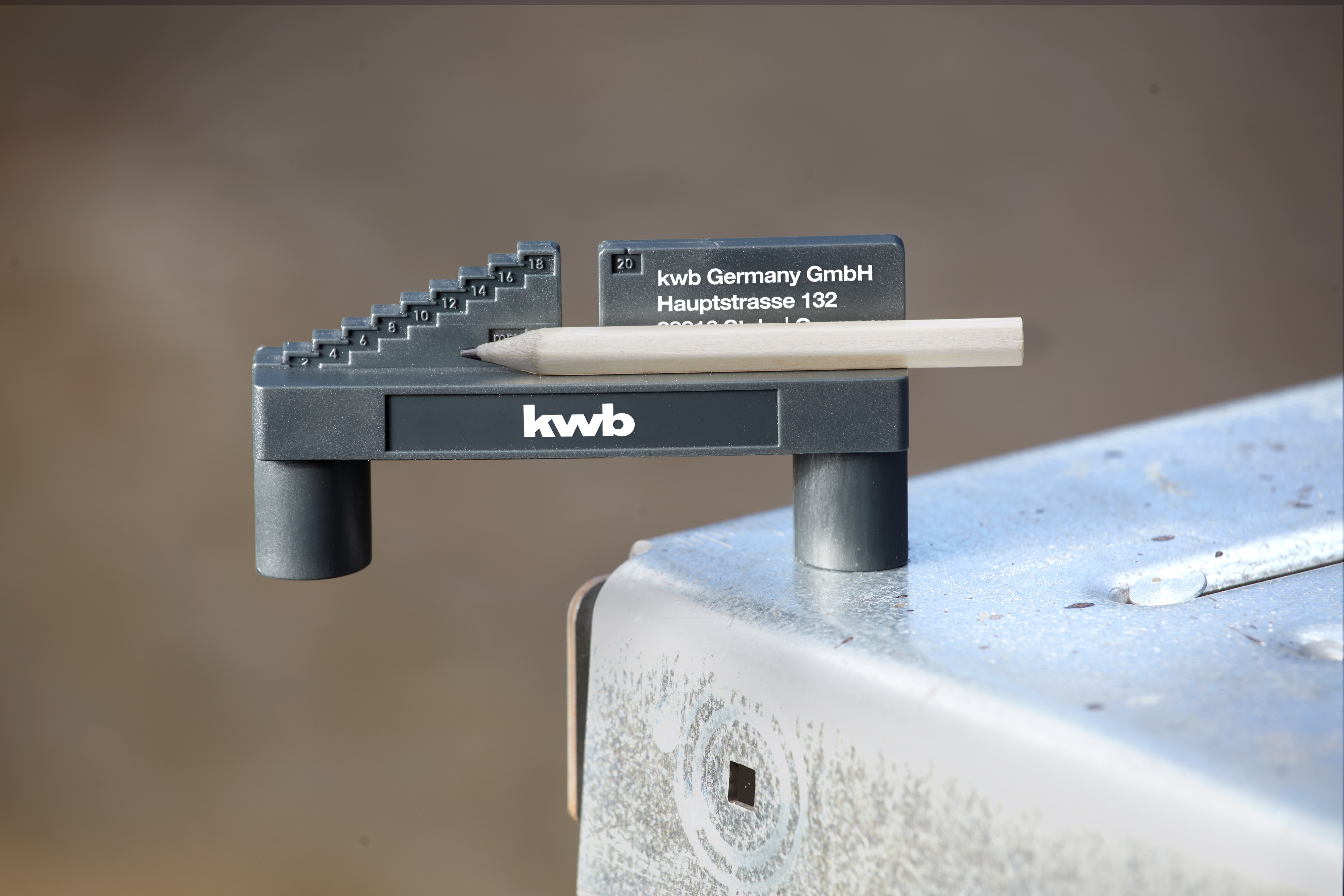 KWB Mittenfinder, 757800, inkl. Bleistift