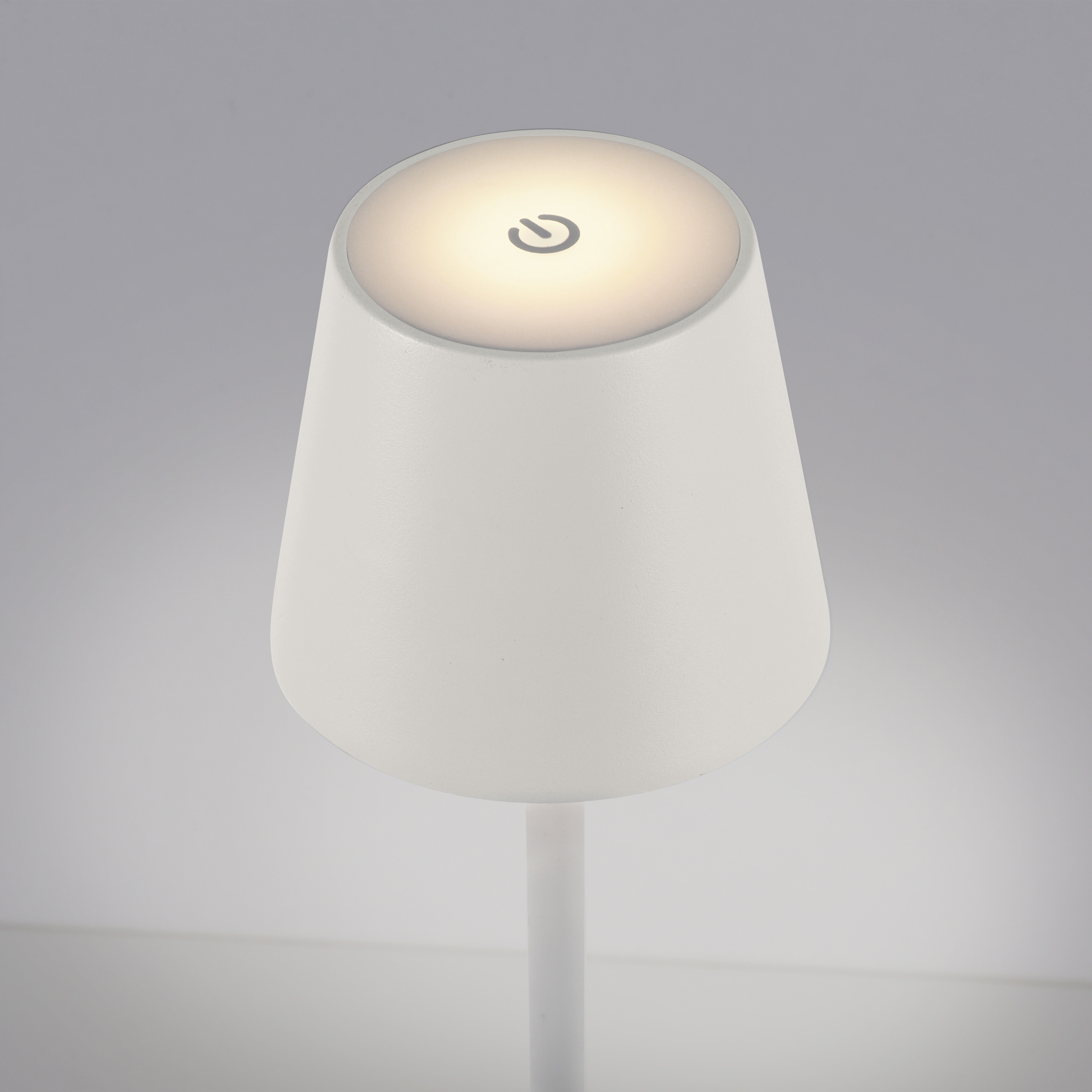 JUST LIGHT LED-Akku-Tischleuchte 19250-16 weiß, 2,5 W, 320 lm, 3000 K, IP54 JUST LIGHT LED-Akku-Tischleuchte 19250-16 weiß, 2,5 W, 320 lm, 3000 K, IP54