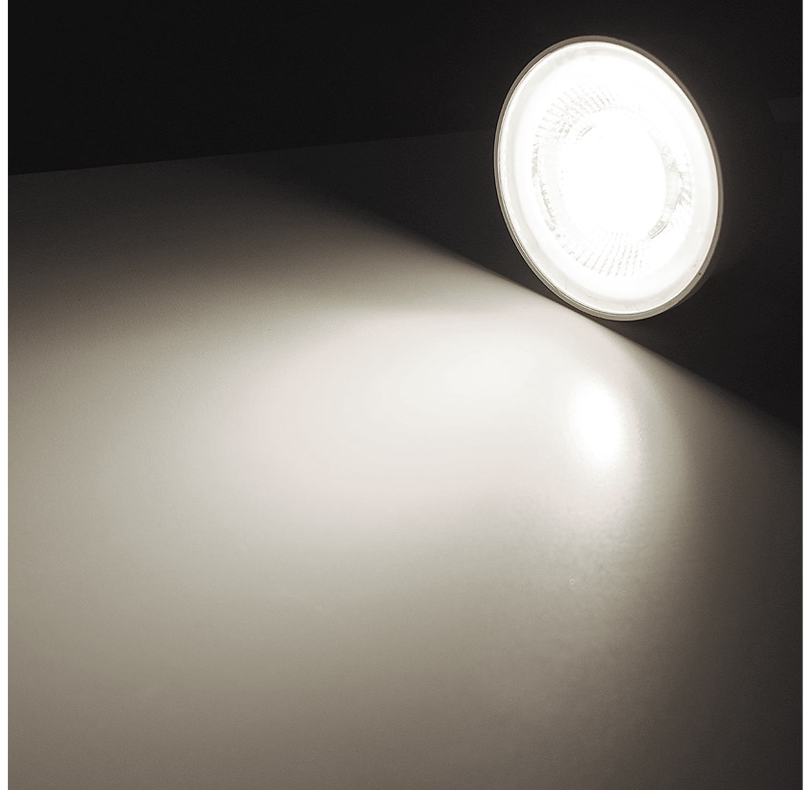 CHILITEC LED-Modul "Piatto N5" für Einbauleuchten, 5W, 380lm, EEK: F, 4200K, Ø 50 mm CHILITEC LED-Modul "Piatto N5" für Einbauleuchten, 5W, 380lm, EEK: F, 4200K, Ø 50 mm
