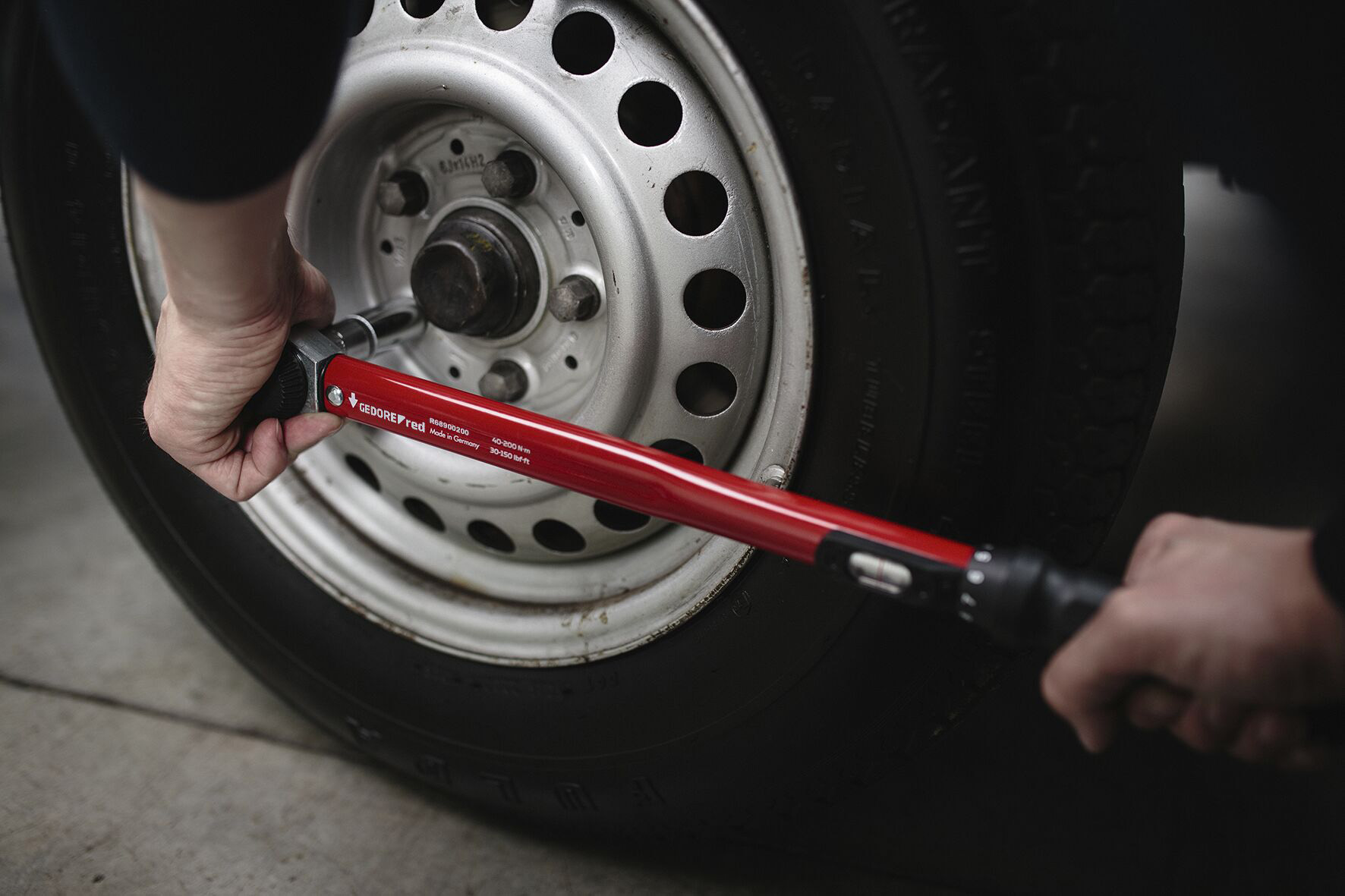 GEDORE RED Drehmomentschlüssel, R68900200, 1/2", 40-200 Nm