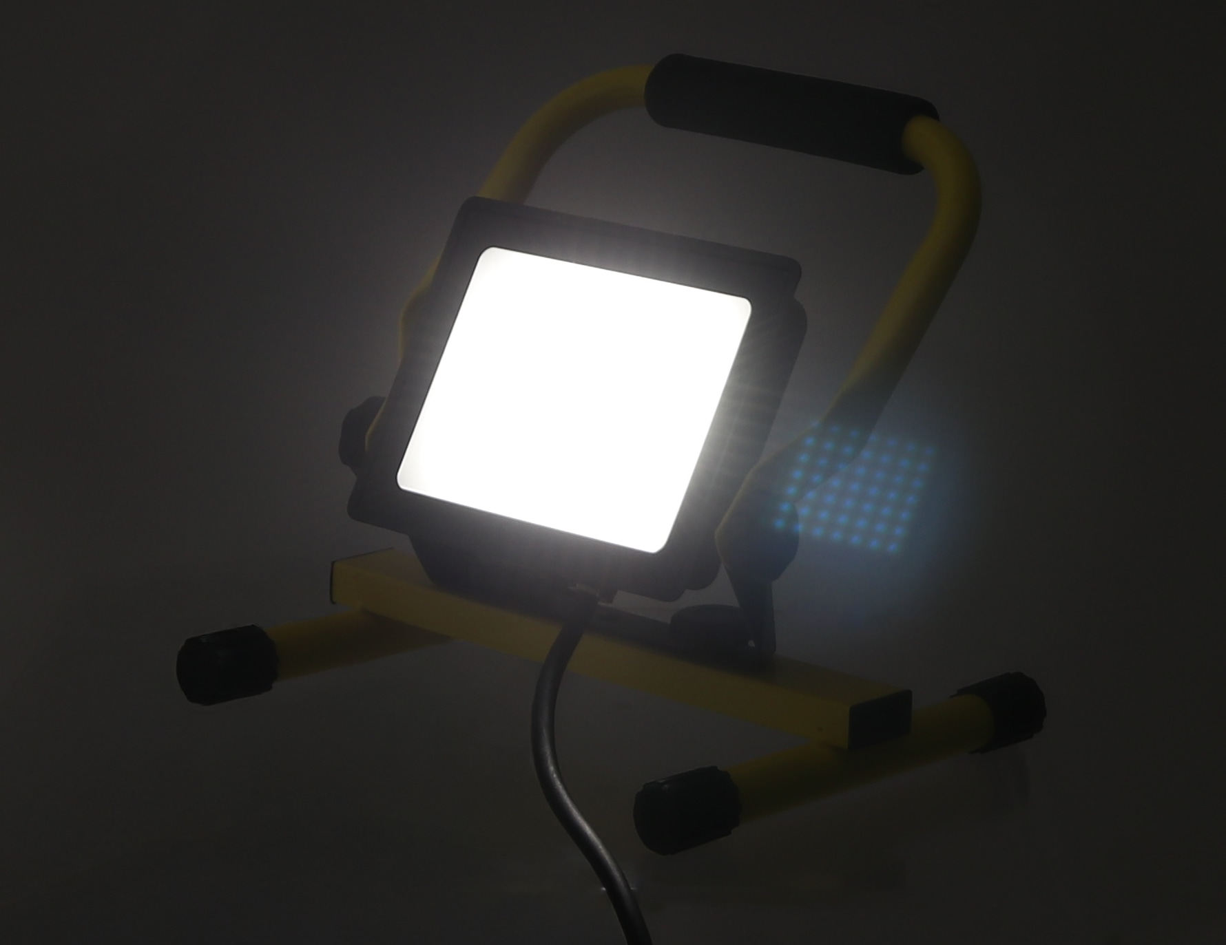 DAYLITE LED-Baustrahler LBS30, EEK: F, 30 W, 2505 lm, 4000 K, neutralweiß