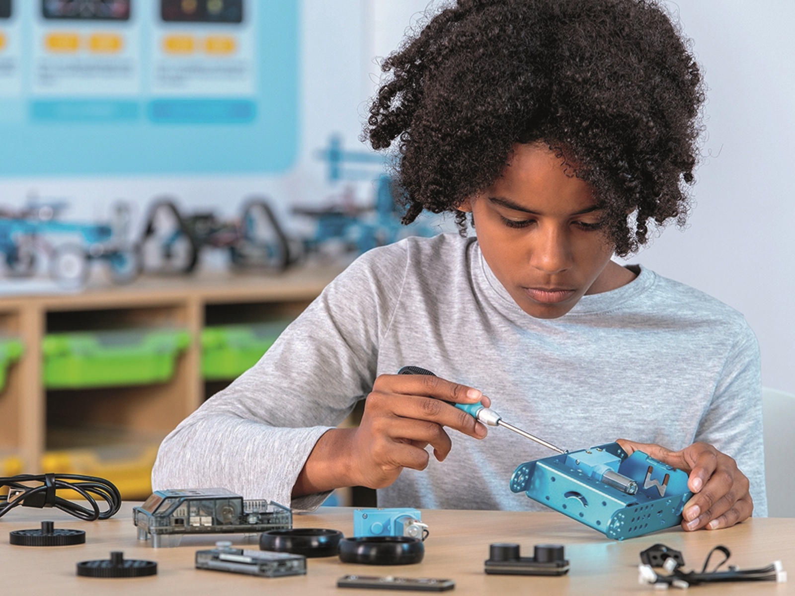MAKEBLOCK mBot2, Bildungsroboter für Anfänger und Fortgeschrittene MAKEBLOCK mBot2, Bildungsroboter für Anfänger und Fortgeschrittene