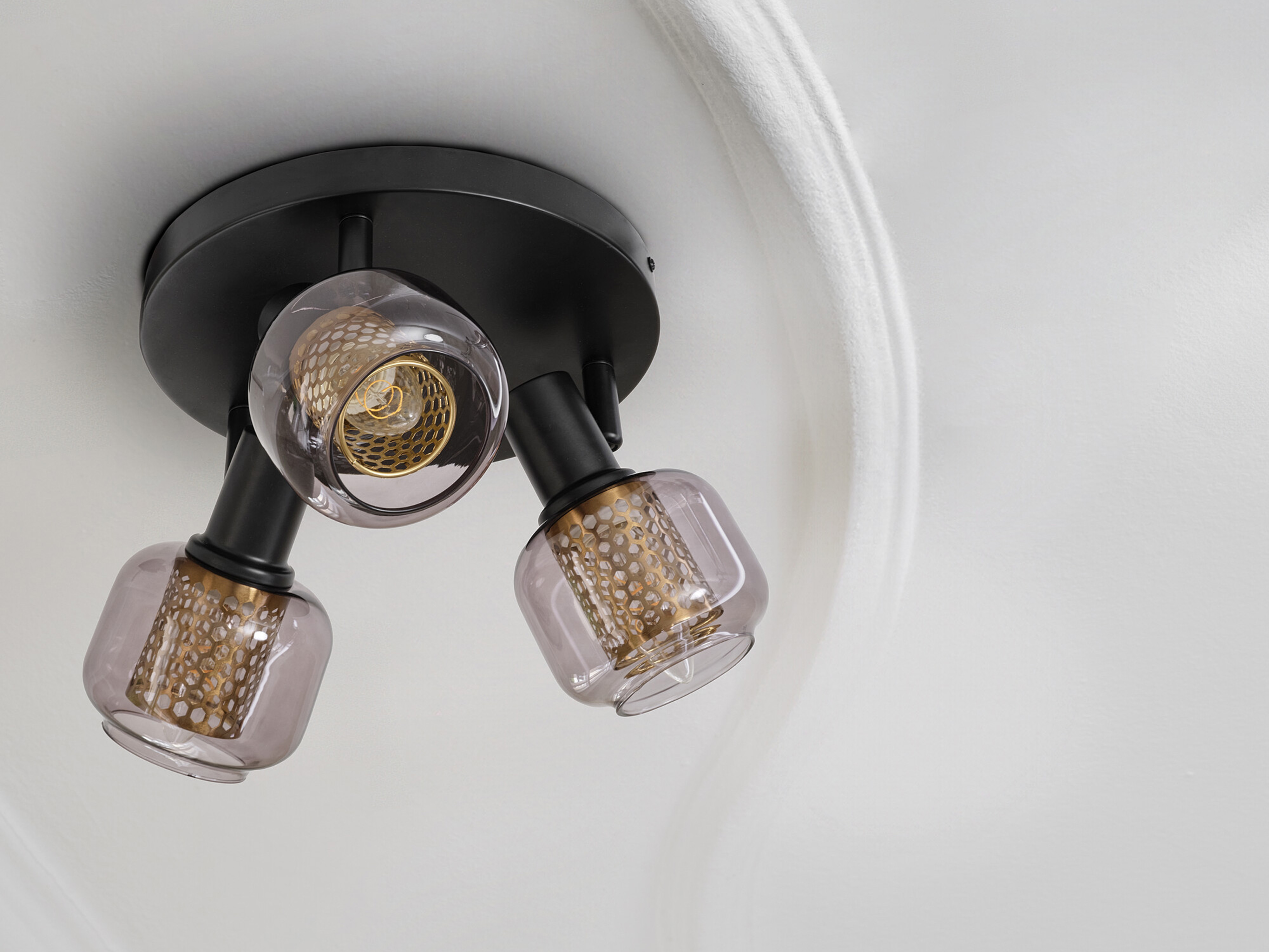 OSRAM Deckenanbau-Leuchte, E14, 8,4 W, 2700 K, 750 lm, IP20, goldenes Wabengitter, dimmbar