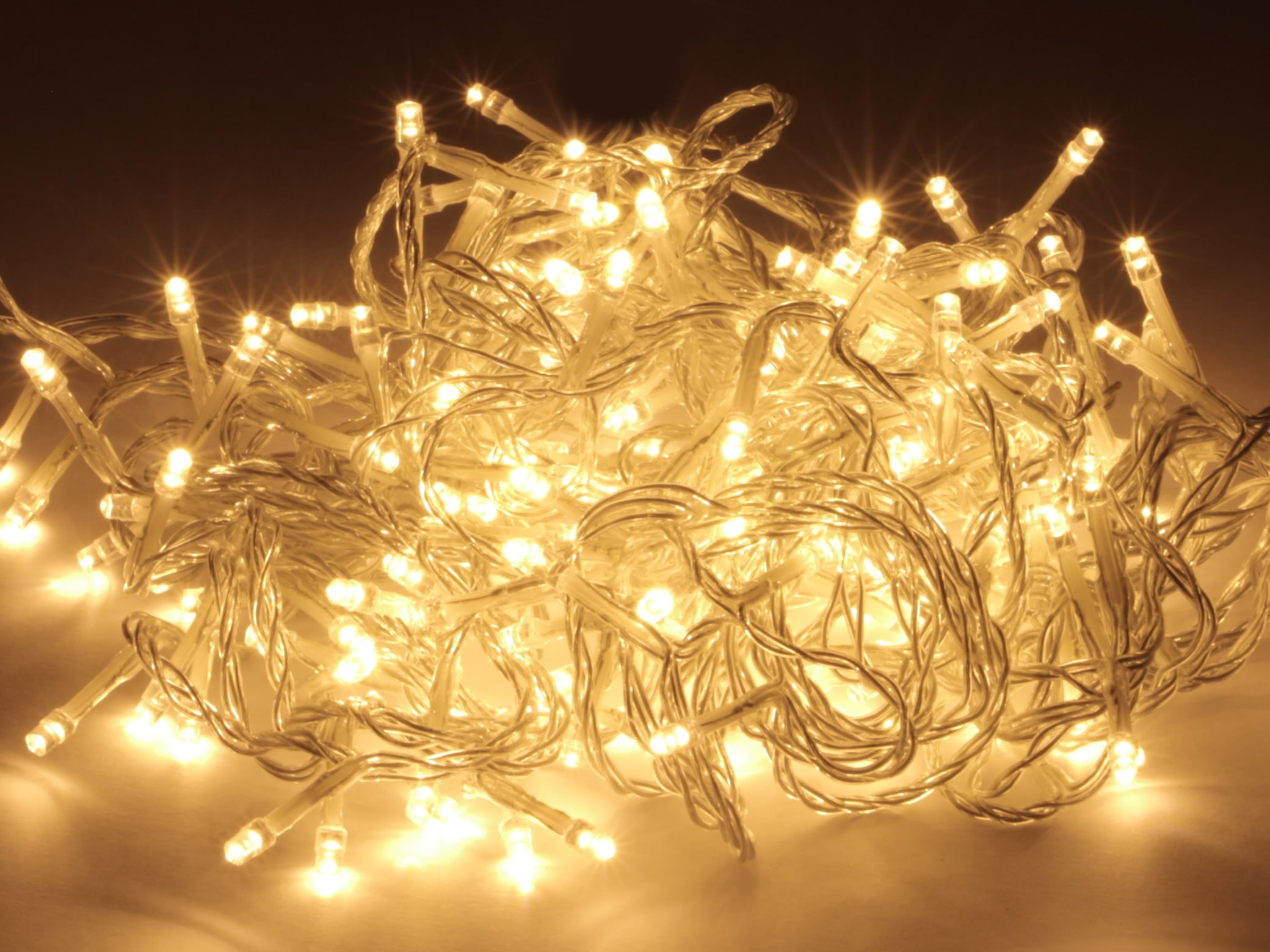LED-Lichterkette, 180 LEDs, warmweiß, 230V~, IP44, Innen/Außen, silber/transparent LED-Lichterkette, 180 LEDs, warmweiß, 230V~, IP44, Innen/Außen, silber/transparent