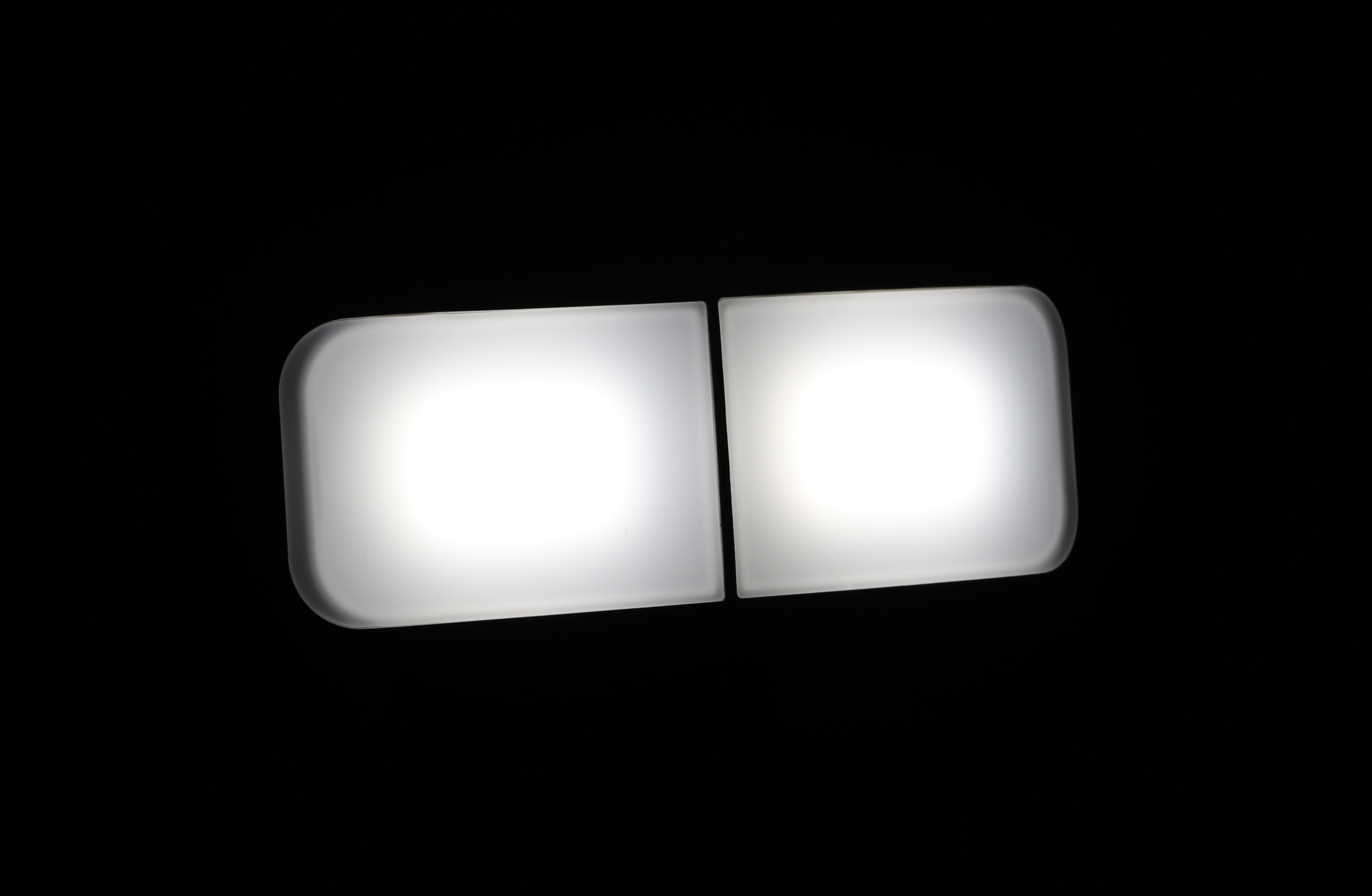 LED-Wandleuchte 872-B-S, 6 W, 6500 K, 500 lm, kaltweiß, IP44, schwarz LED-Wandleuchte 872-B-S, 6 W, 6500 K, 500 lm, kaltweiß, IP44, schwarz