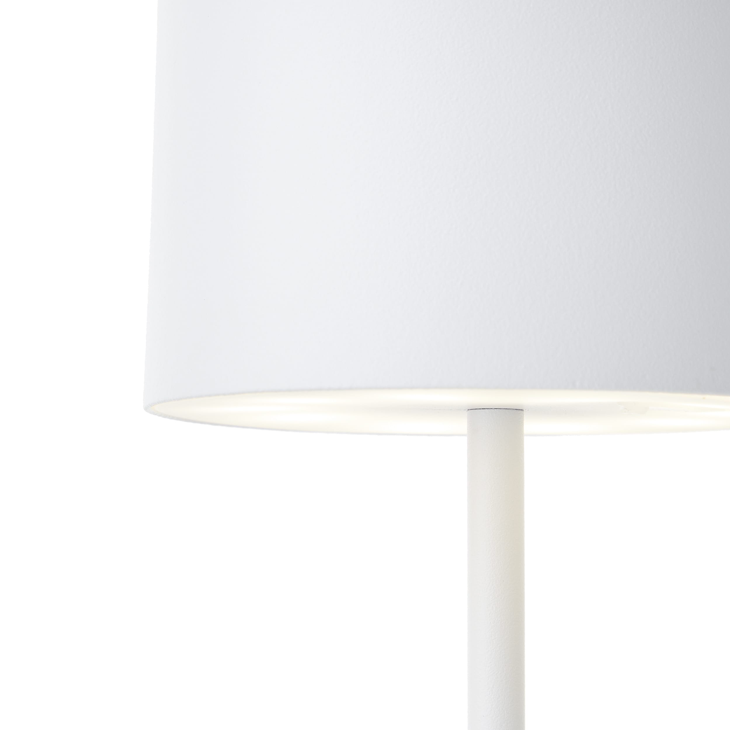 BRILLIANT LED-Akku-Tischleuchte Helio, 2 W, 210 lm, 3000 K, Metall, weiß