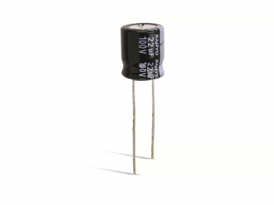 Elko 22µF, 100V, radial, RM 5mm Elko, 22 µF, 100 V