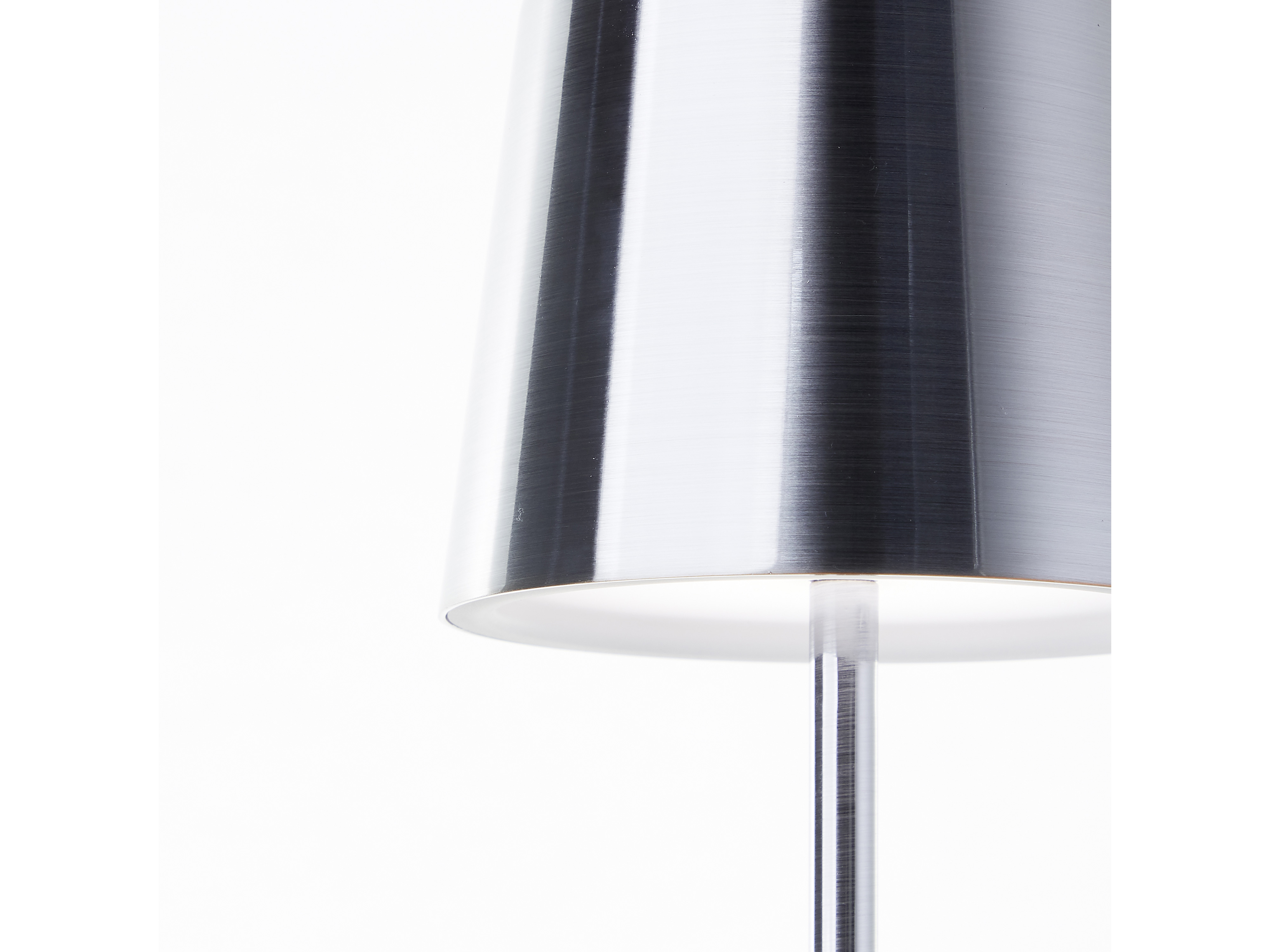 BRILLIANT LED-Akku-Tischleuchte Xaana, 4W, 300lm, CCT, nickel-matt BRILLIANT LED-Akku-Tischleuchte Xaana, 4W, 300lm, CCT, nickel-matt