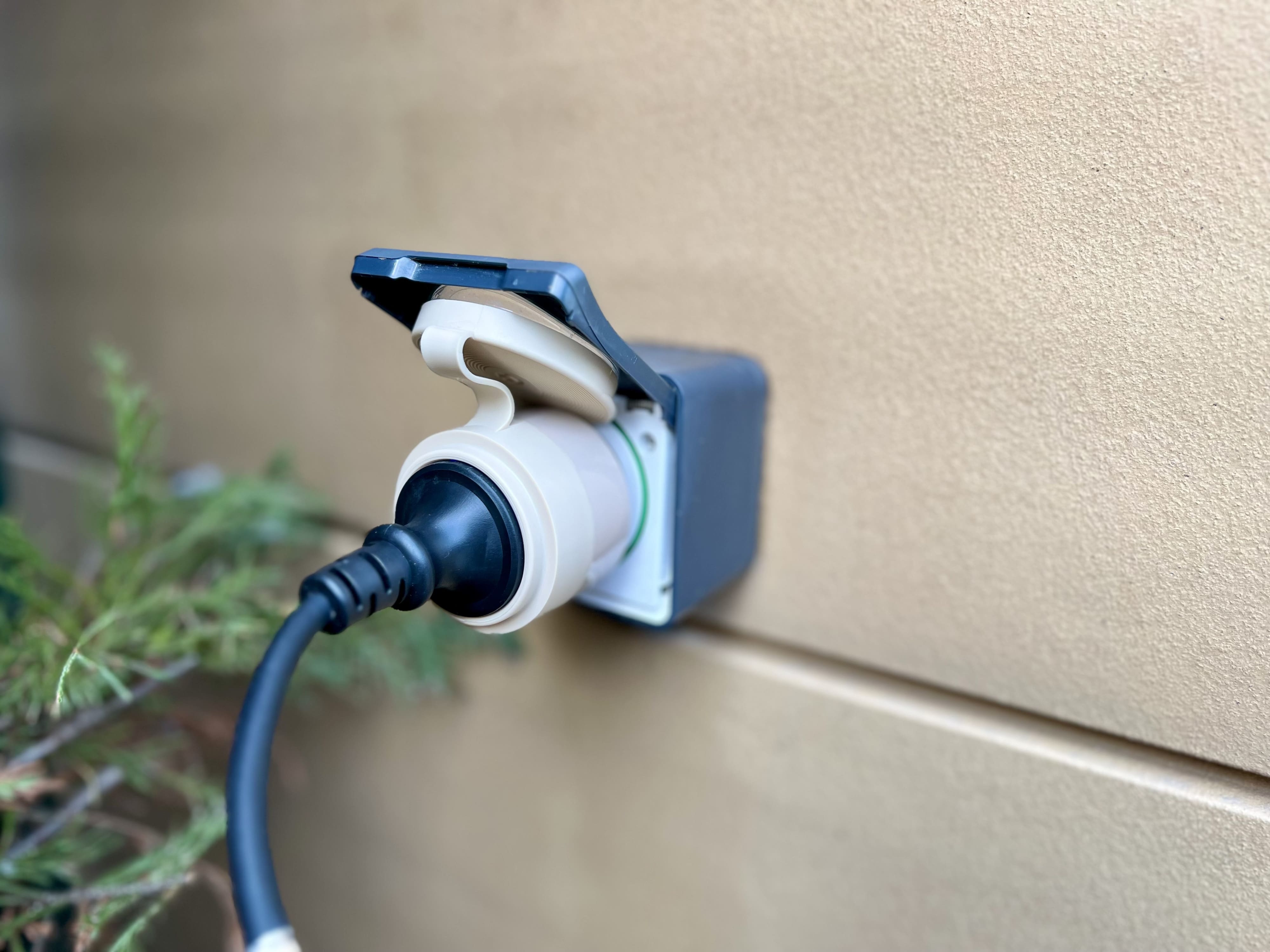 SHELLY WLAN-Steckdose Plug S Gen3, Outdoor, Matter, 4 Stück SHELLY WLAN-Steckdose Plug S Gen3, Outdoor, Matter, 4 Stück