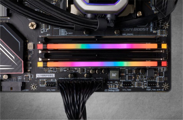 CORSAIR Speichermodul Vengeance RGB Pro, 32 GB (2 x 16 GB), DDR4, 3200 MHz
