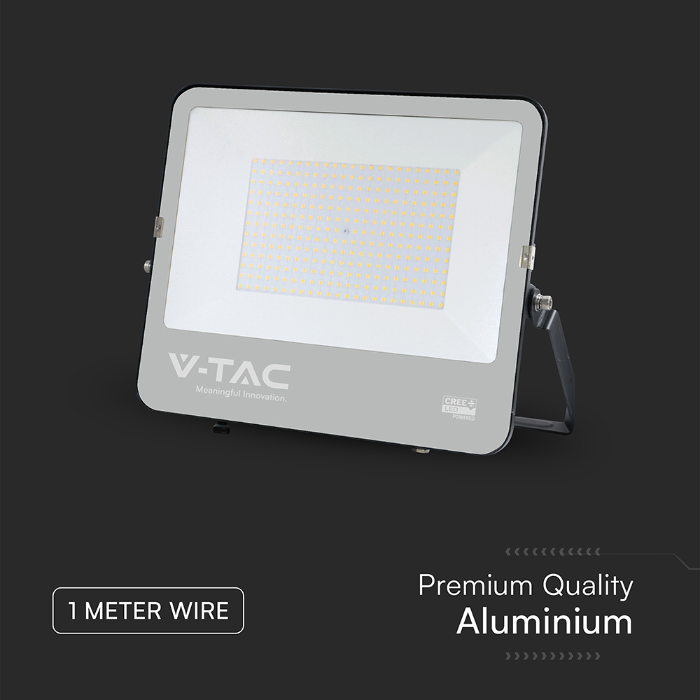 V-TAC LED-Fluter VT-44201, 200W, 6500K, EEK: D, CREE Chip, 27000lm, IP65, schwarz V-TAC LED-Fluter VT-44201, 200W, 6500K, EEK: D, CREE Chip, 27000lm, IP65, schwarz