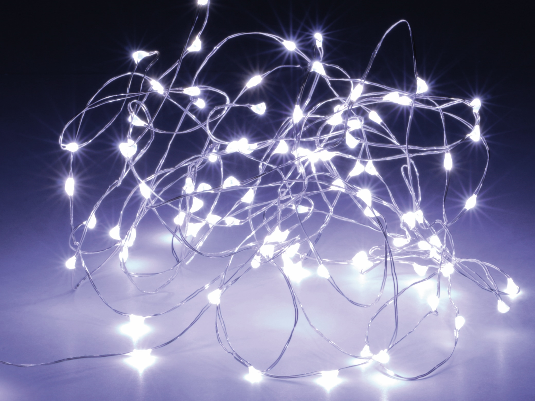 LED-Lichterkette, Silberdraht, 80 LEDs, kaltweiß, Batteriebetrieb
