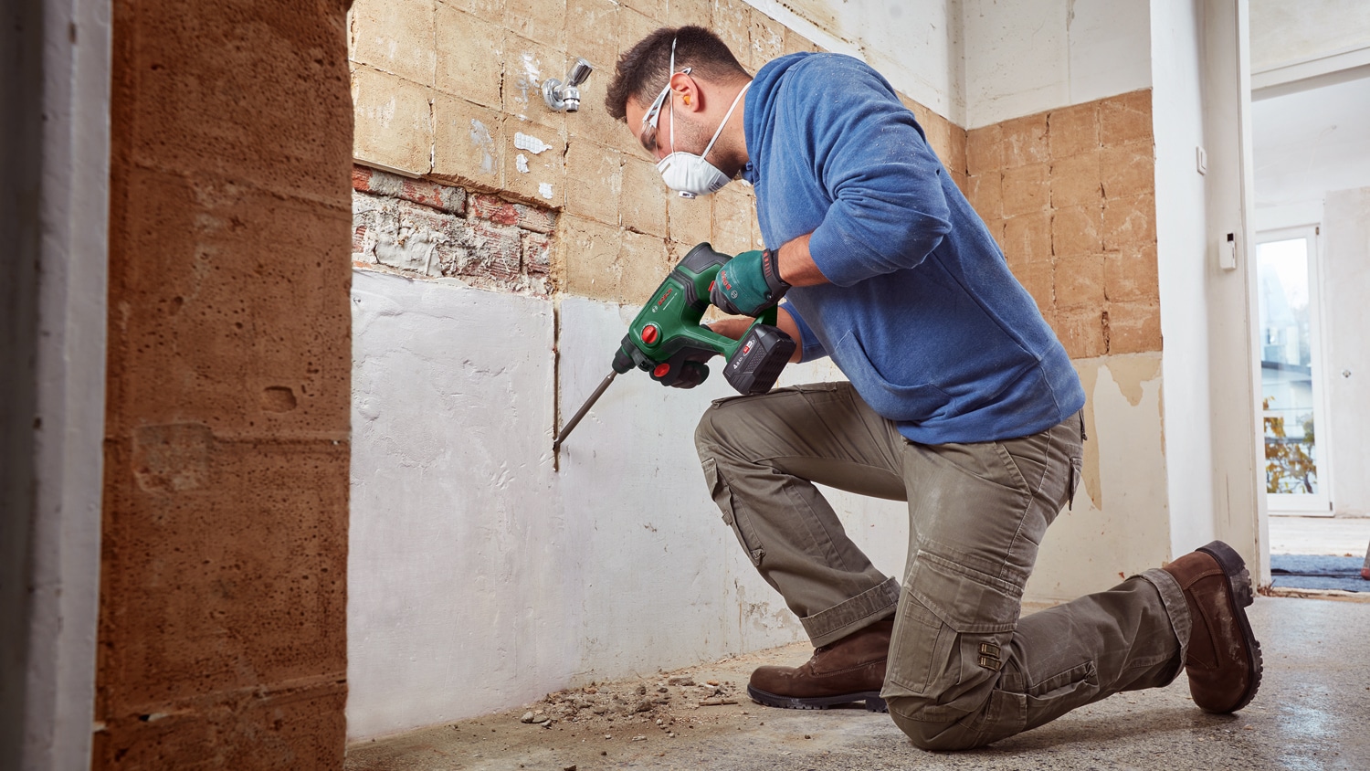 BOSCH Akku-Bohrhammer UniversalHammer 18V, 06039D6000, Solo