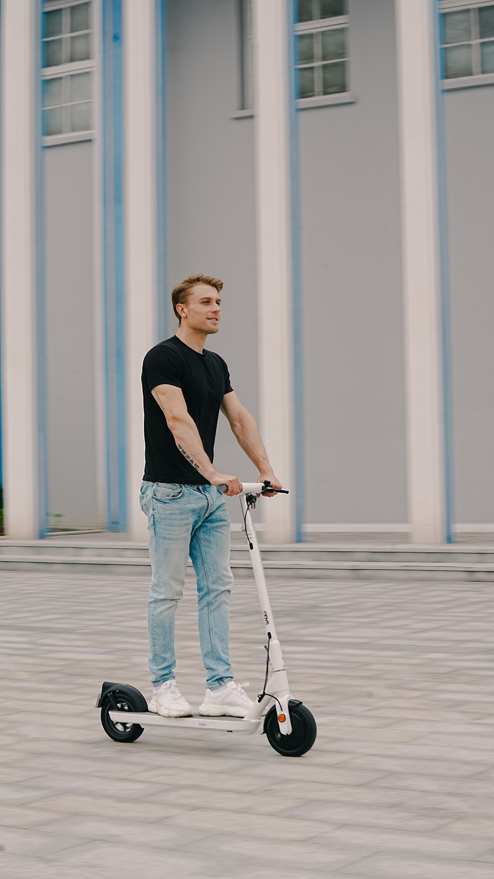 ODYS E-Scooter PAX, mit Straßenzulassung, weiß ODYS E-Scooter PAX, mit Straßenzulassung, weiß