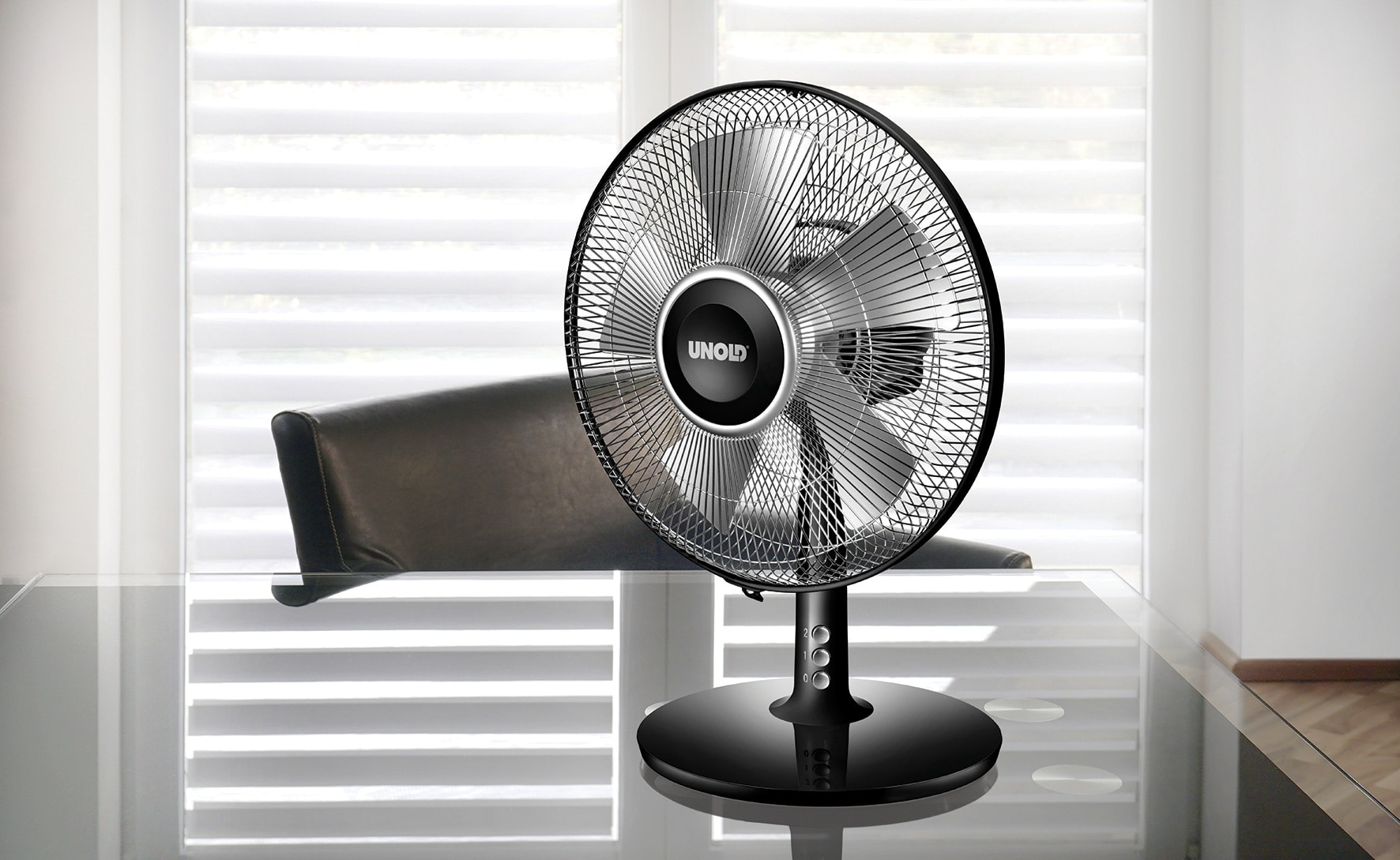 UNOLD Tischventilator 86817, Silverline, 25 W, schwarz/silber UNOLD Tischventilator 86817, Silverline, 25 W, schwarz/silber