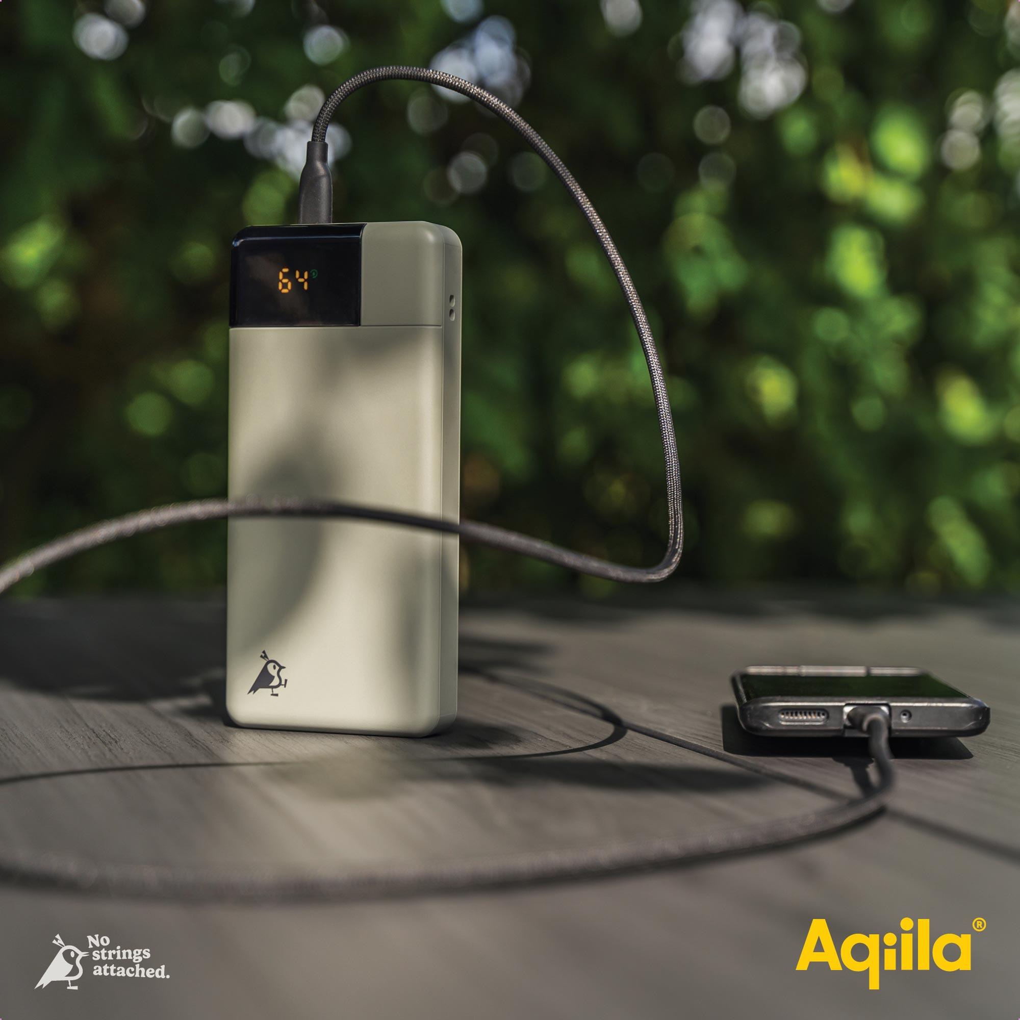 AQIILA Powerbank Powerbird B20+, 65 W, 20.000mAh, 1x USB-A, 2x USB-C, moosgrün AQIILA Powerbank Powerbird B20+, 65 W, 20.000mAh, 1x USB-A, 2x USB-C, moosgrün