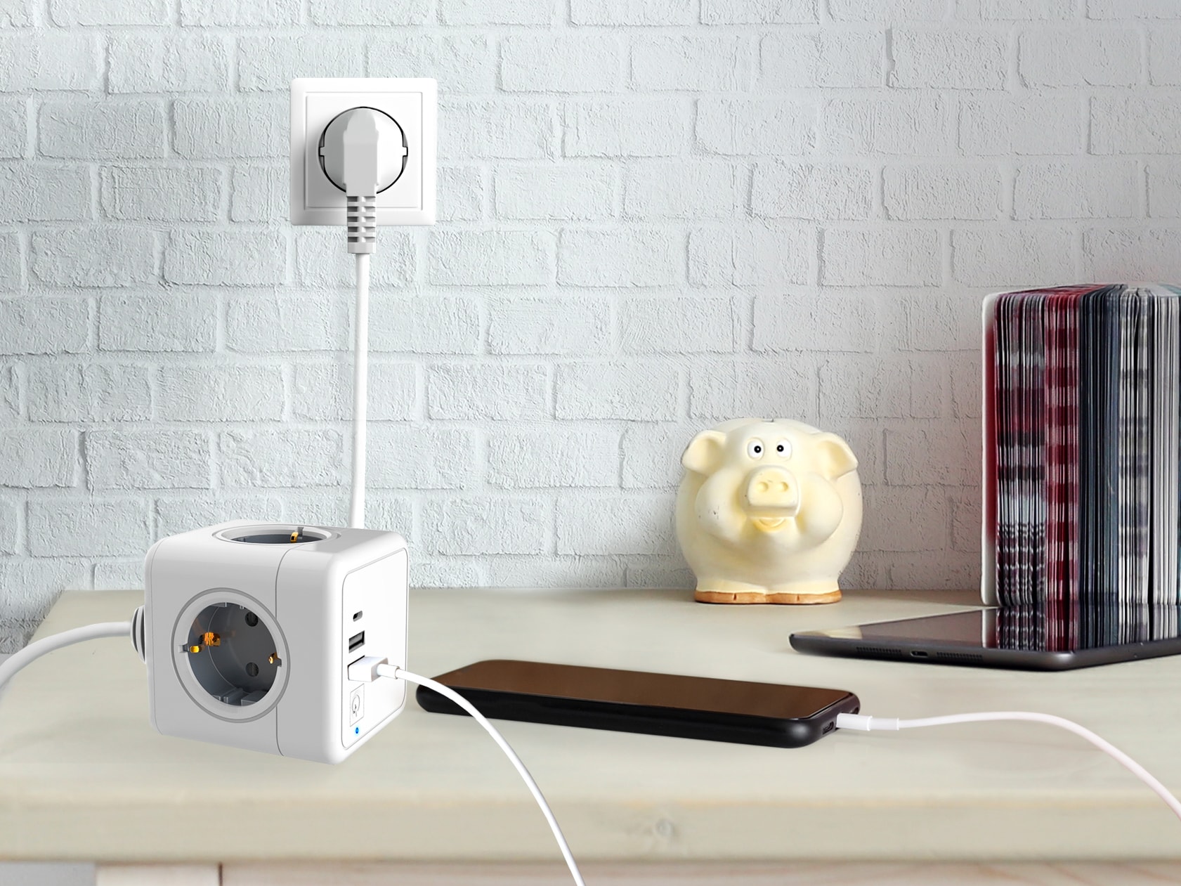 TECHNAXX Steckdosenwürfel Power Cube TX-195, 4-fach, 2x USB-A, 1x USB-C