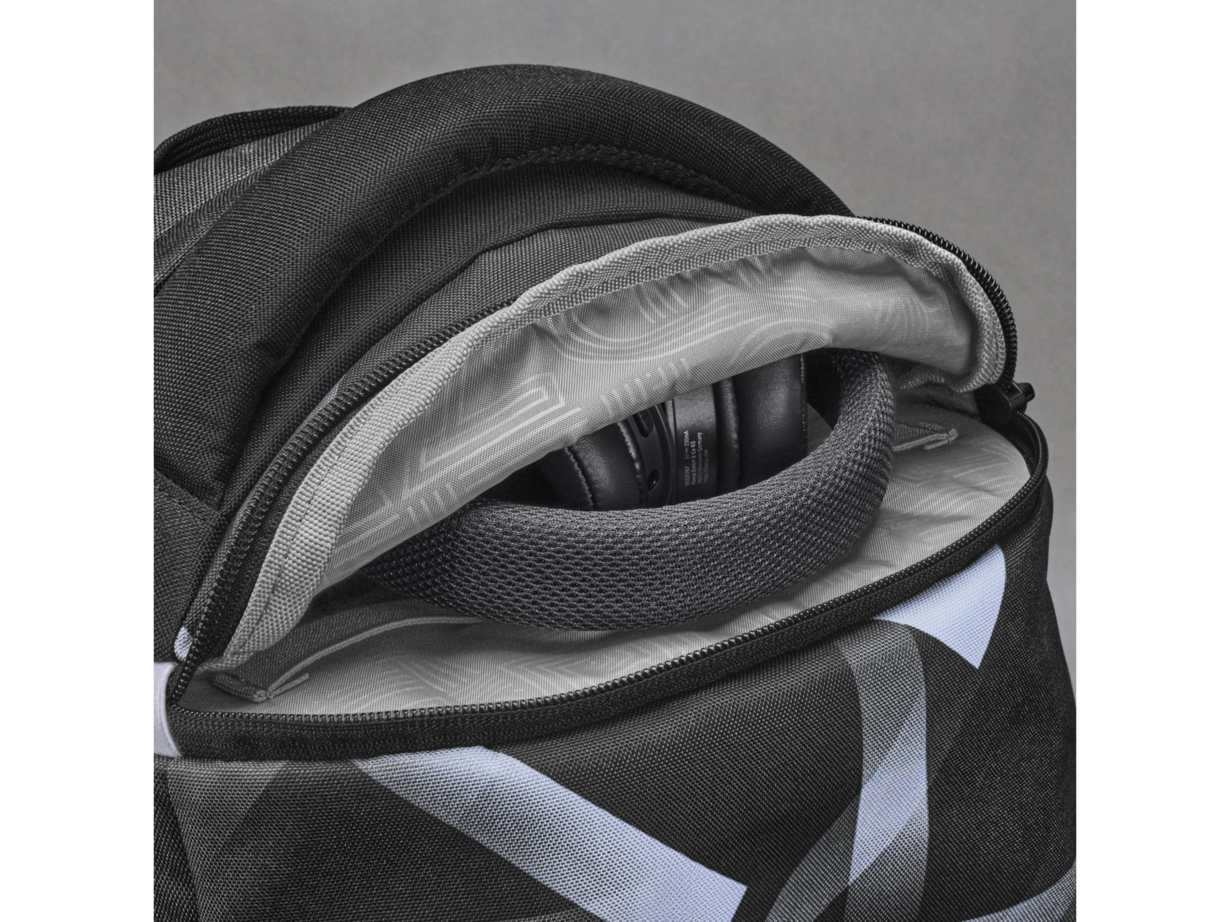 On-Ear Kopfhörer HAMA, Freedom Lit III, Bluetooth, faltbar, Sprachsteuerung schwarz