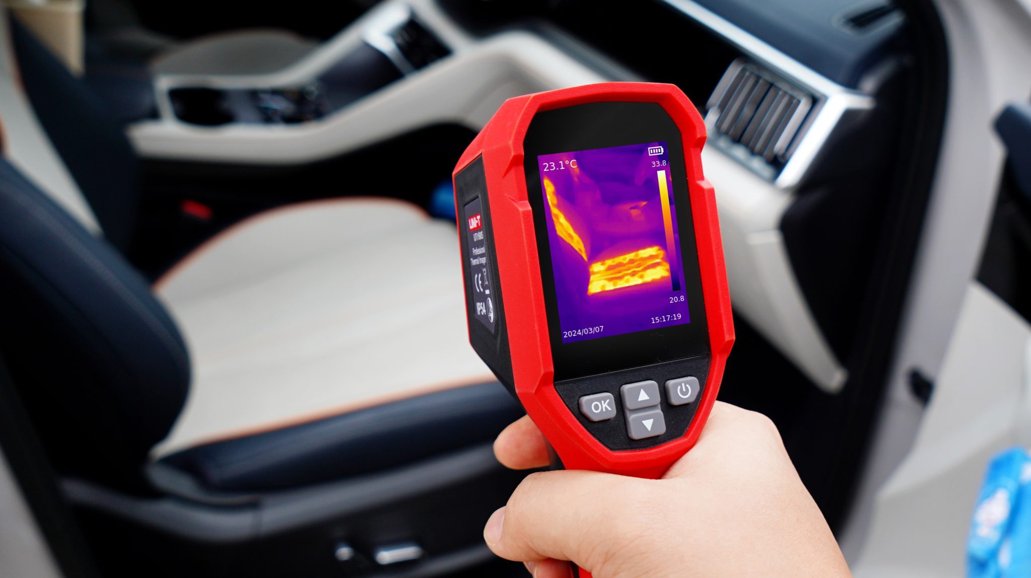 UNI-T Infrarot-Wärmebildkamera UTi716S, -20 °C - 550 °C UNI-T Infrarot-Wärmebildkamera UTi716S, -20 °C - 550 °C