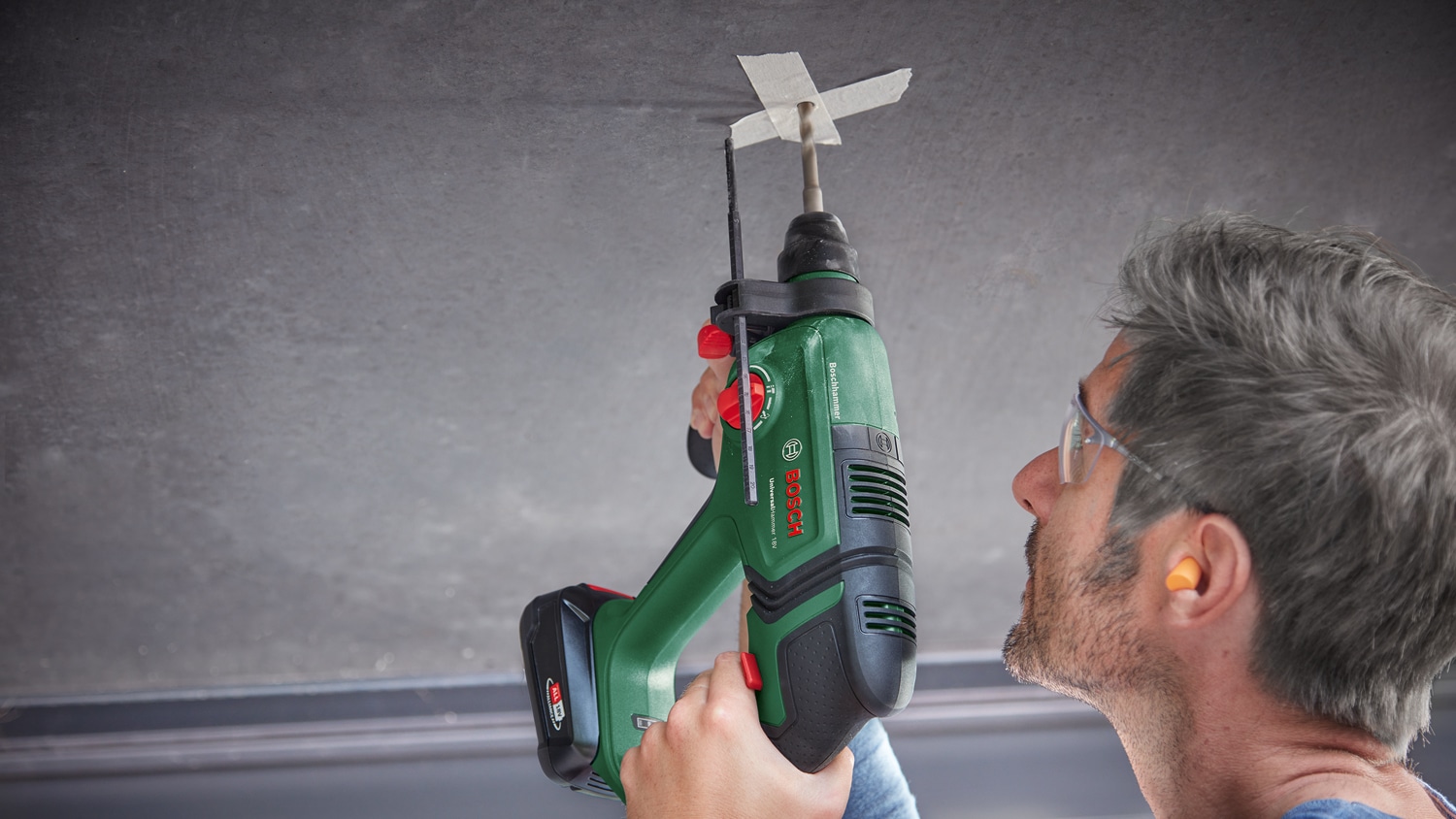 BOSCH Akku-Bohrhammer UniversalHammer 18V, 06039D6000, Solo BOSCH Akku-Bohrhammer UniversalHammer 18V, 06039D6000, Solo