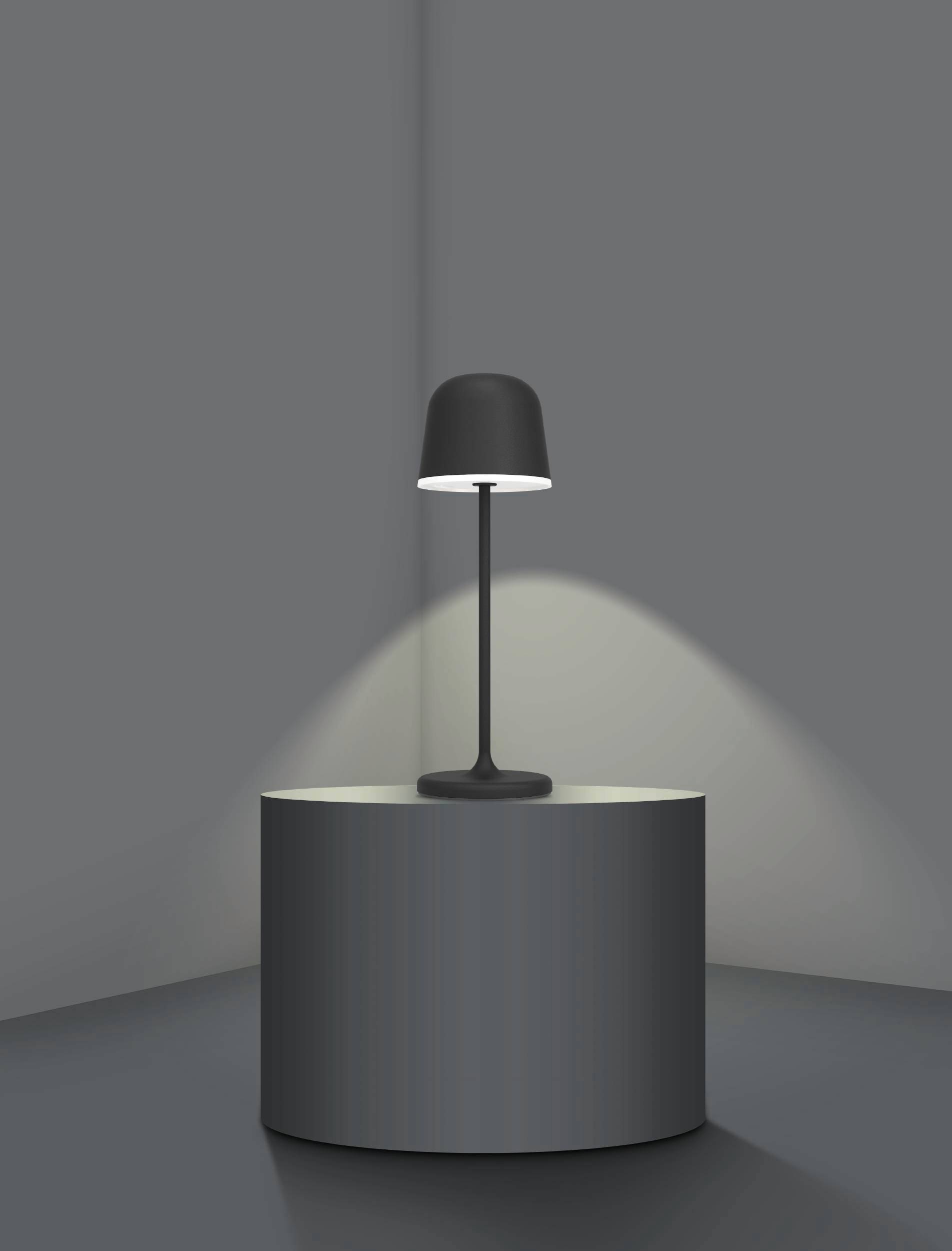 EGLO LED-Akku-Tischleuchte 900457 schwarz 2,2 W, 200 lm, 3000 K, IP54 EGLO LED-Tischleuchte 900457 schwarz 2,2 W, 200 lm, 3000 K, IP54