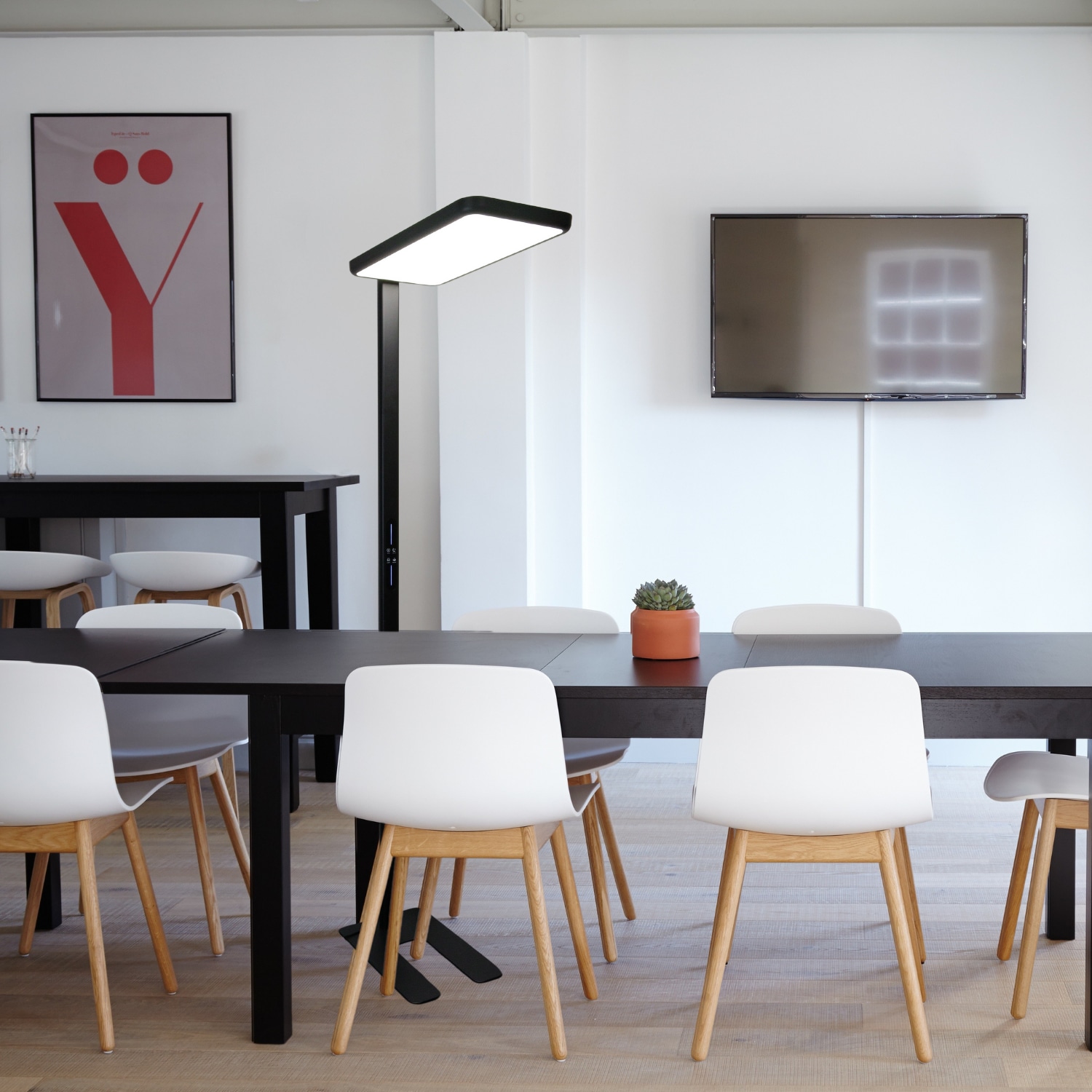LUXULA LED-Büro-Stehleuchte, EEK: G, 100W, 7000lm, 4000K, schwarz
