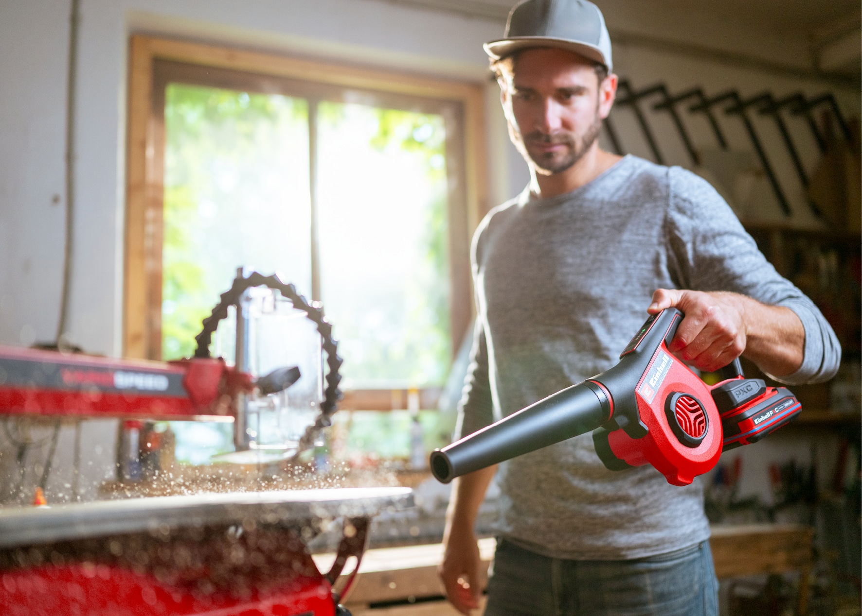 EINHELL Akku-Bläser TE-Cb 18/270 Li, Solo