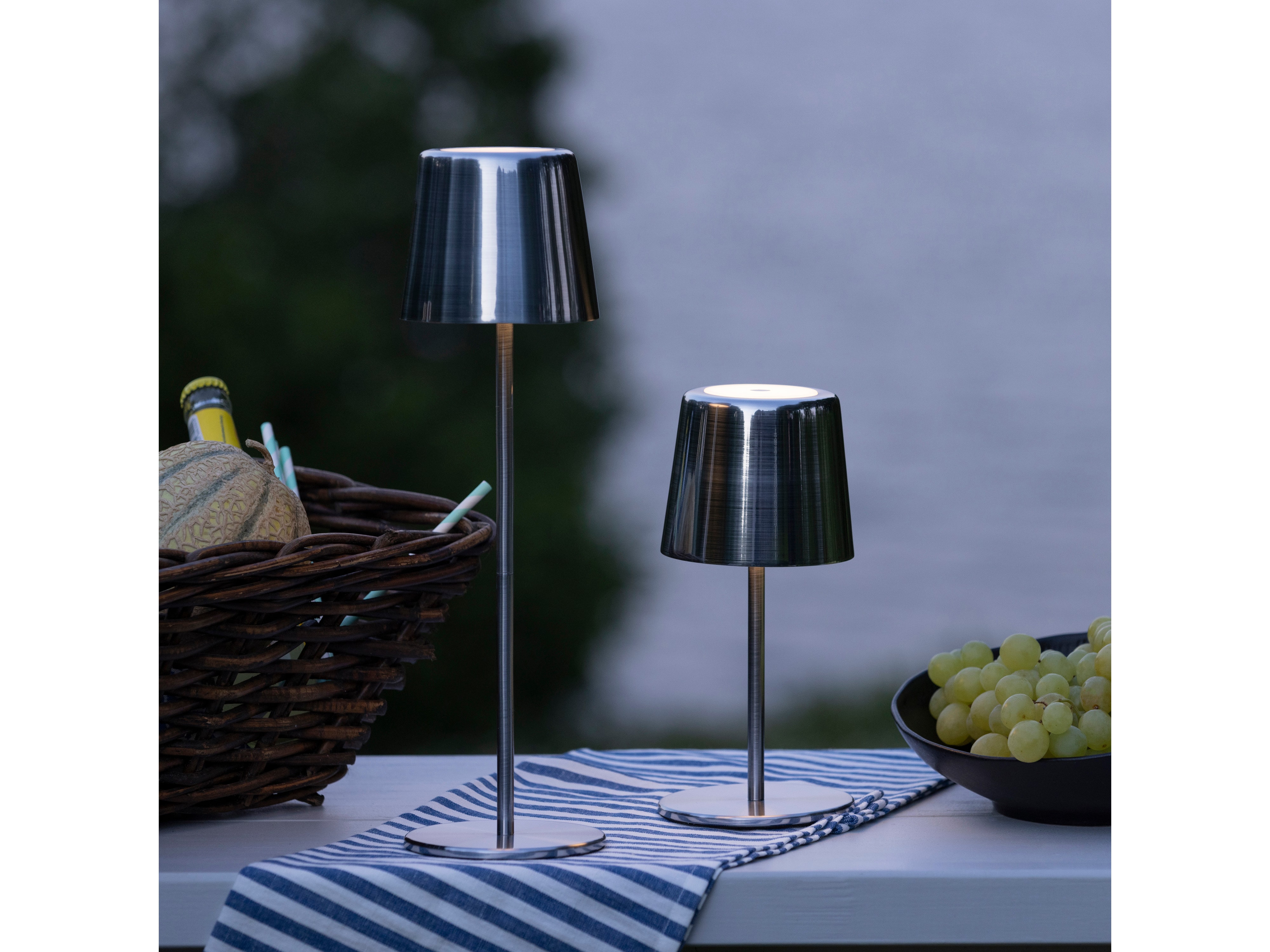 BRILLIANT LED-Akku-Tischleuchte Xaana, 4W, 300lm, CCT, nickel-matt BRILLIANT LED-Akku-Tischleuchte Xaana, 4W, 300lm, CCT, nickel-matt