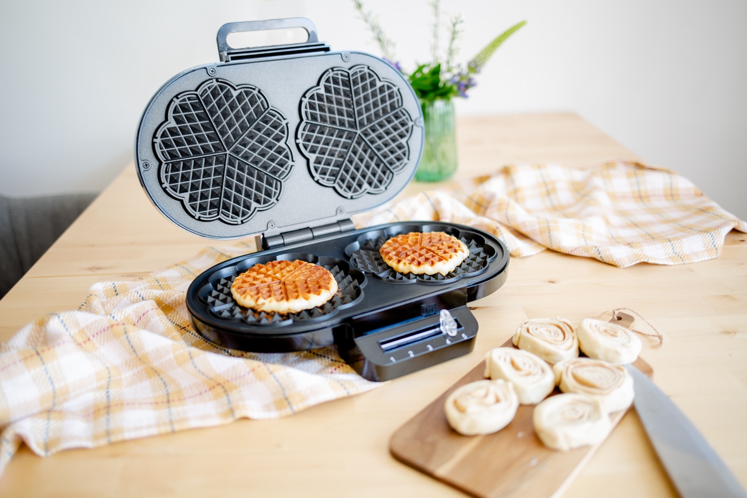 STEBA Doppel Waffeleisen WE 2, 2x5 Herzwaffeln, Ø15,5cm, antihaftbeschichtung