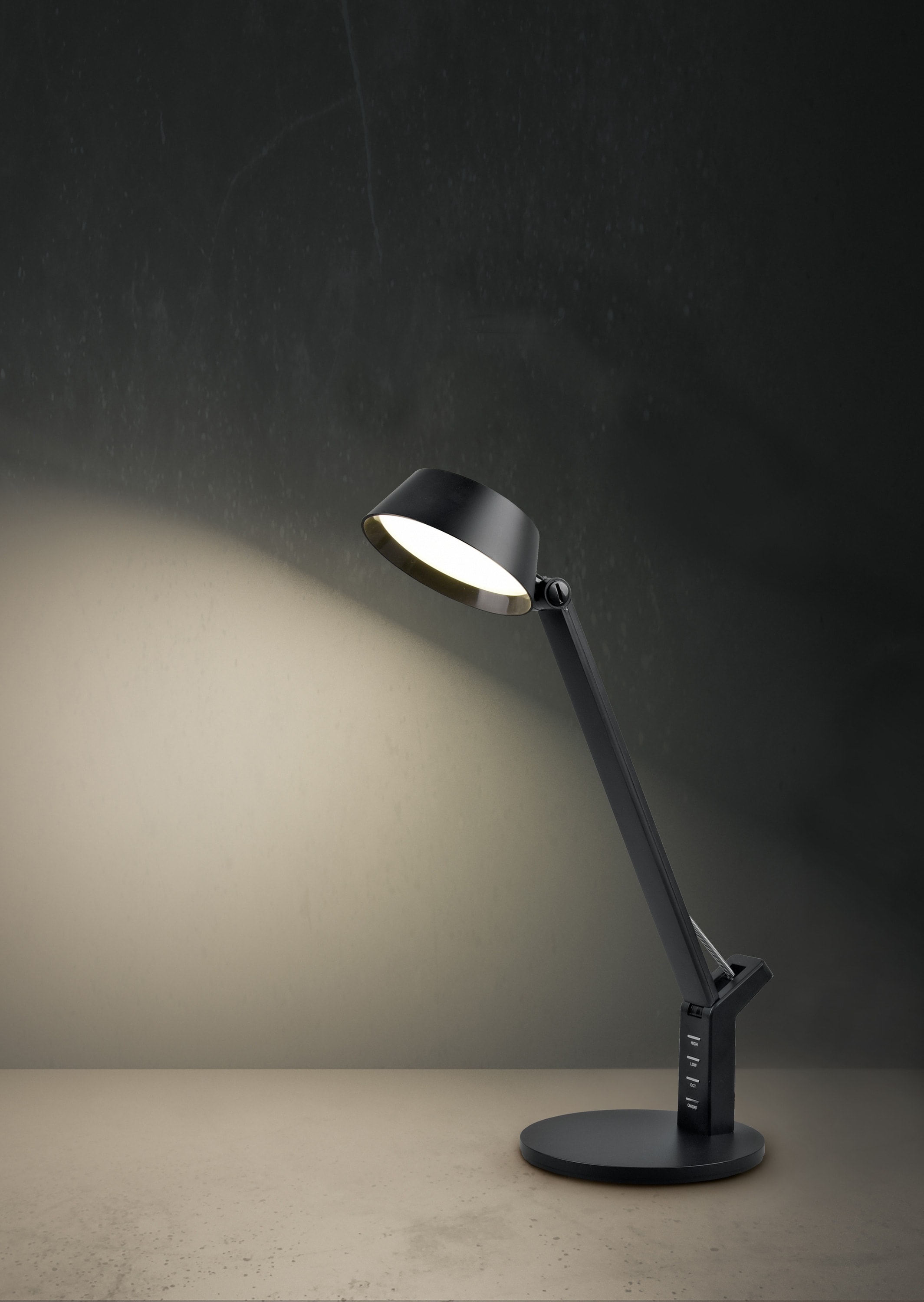 TRIO LED-Tischleuchte Ava 523090132 schwarz, 5,2 W, 600 lm, CCT TRIO LED-Tischleuchte Ava 523090132 schwarz, 5,2 W, 600 lm, CCT